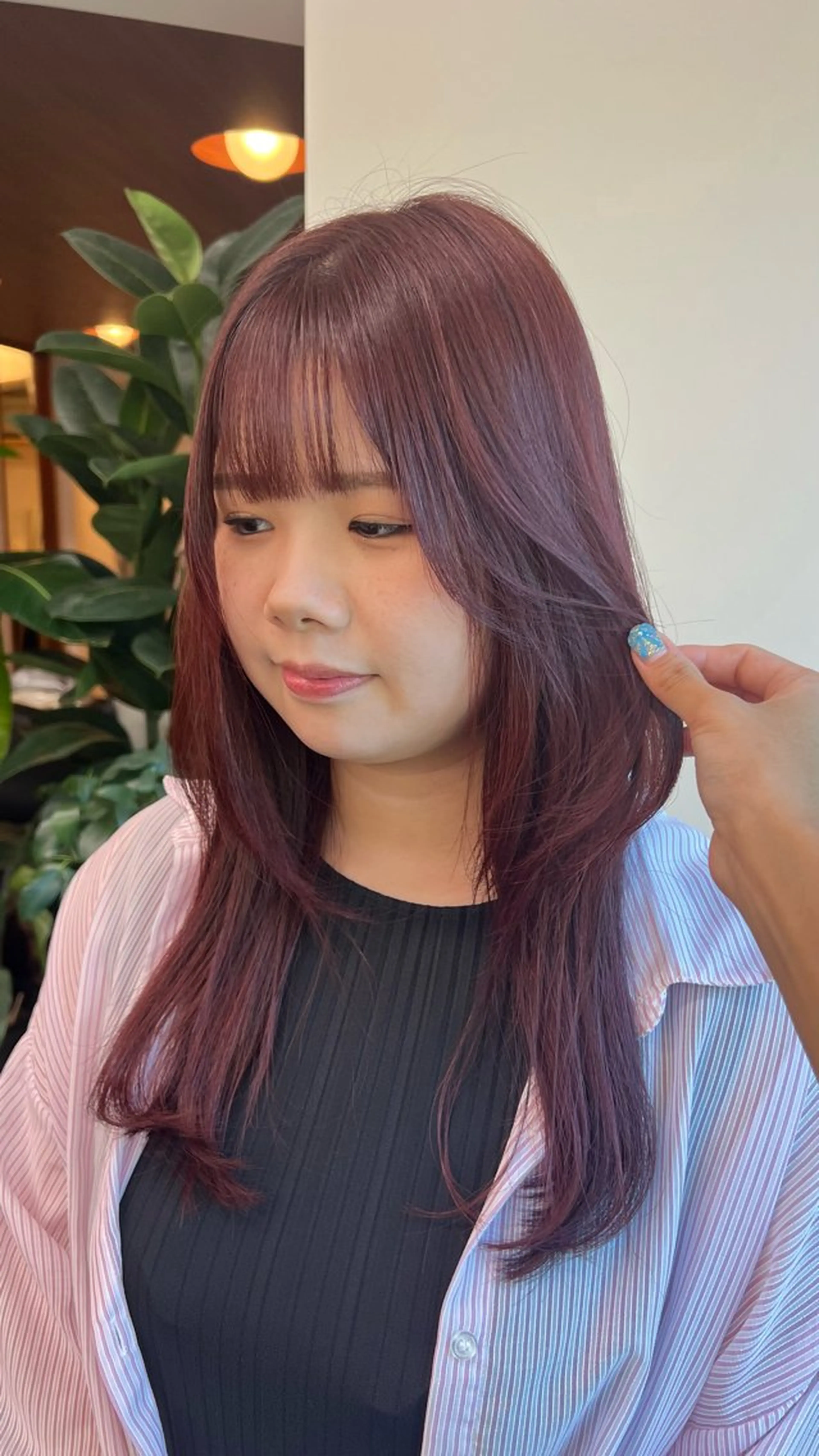 セミロング カラー ヘアカラー Garland 表参道所属・ミディアムレイヤー/ 艶カラー🎀　emiのヘアスタイル