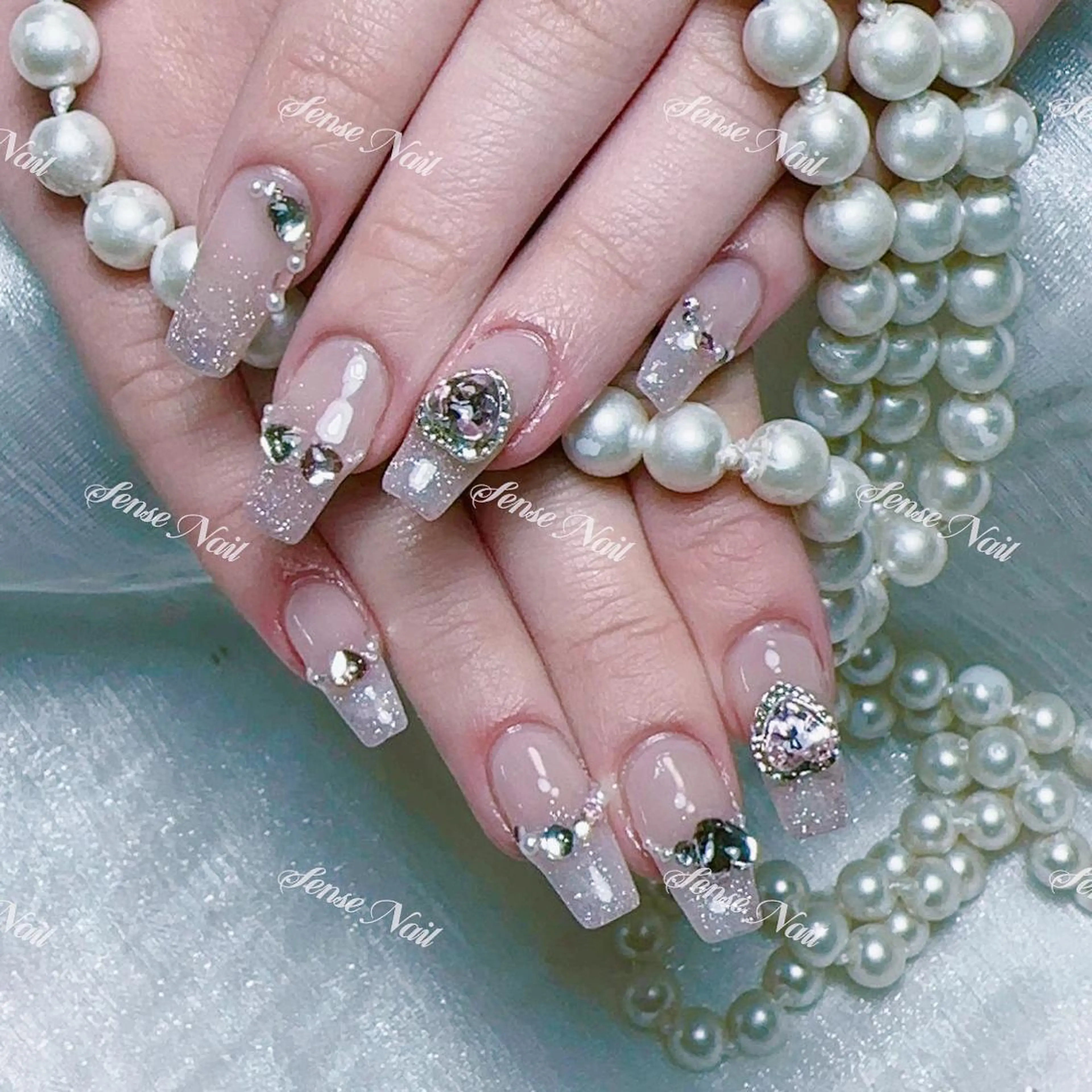 ネイル ハンドネイル ハンドケア Yukiko 🌙のネイルデザイン