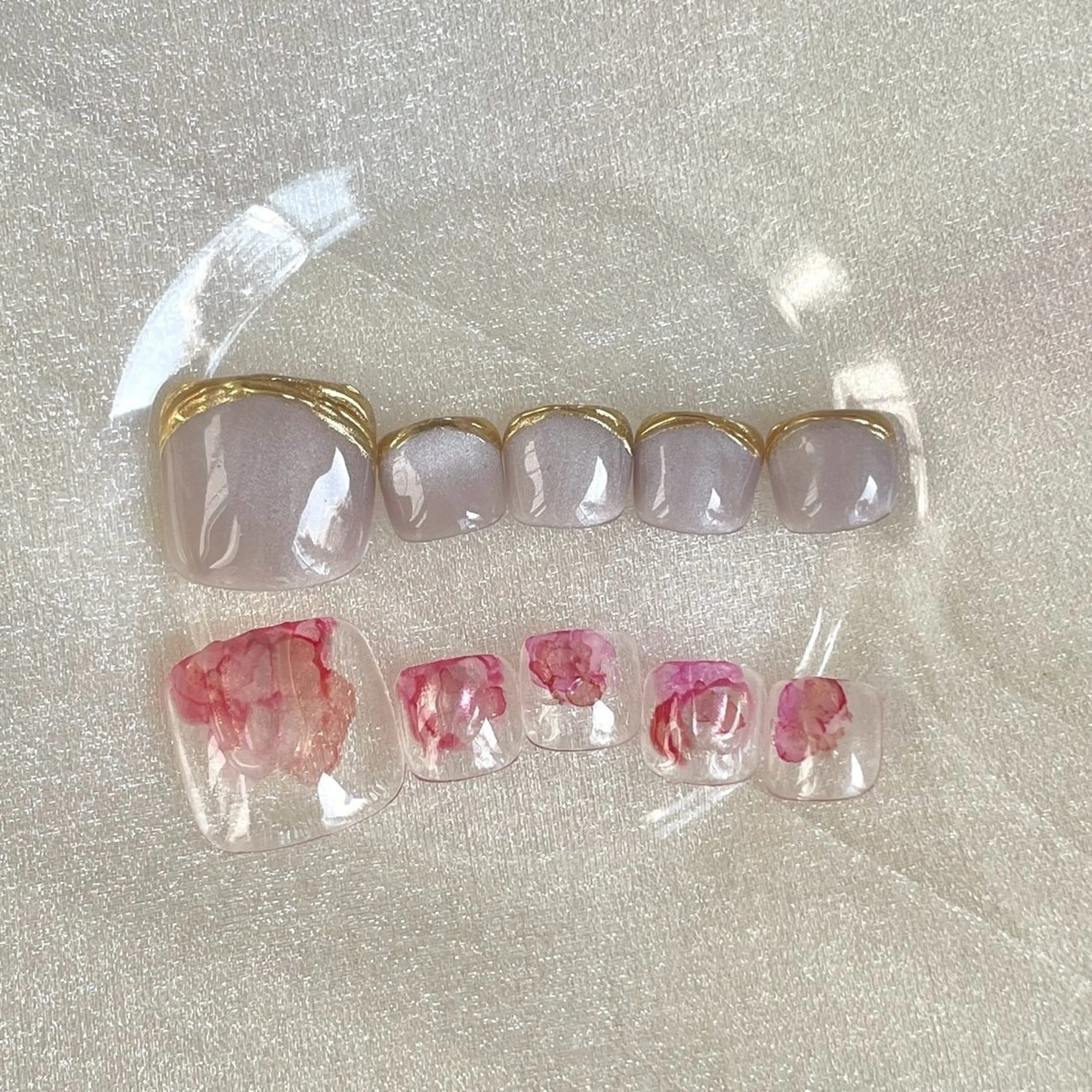 ネイル フラッシュネイル フラワーネイル ゴールド マグネットネイル ミラーネイル free'snail N A Oのネイルデザイン