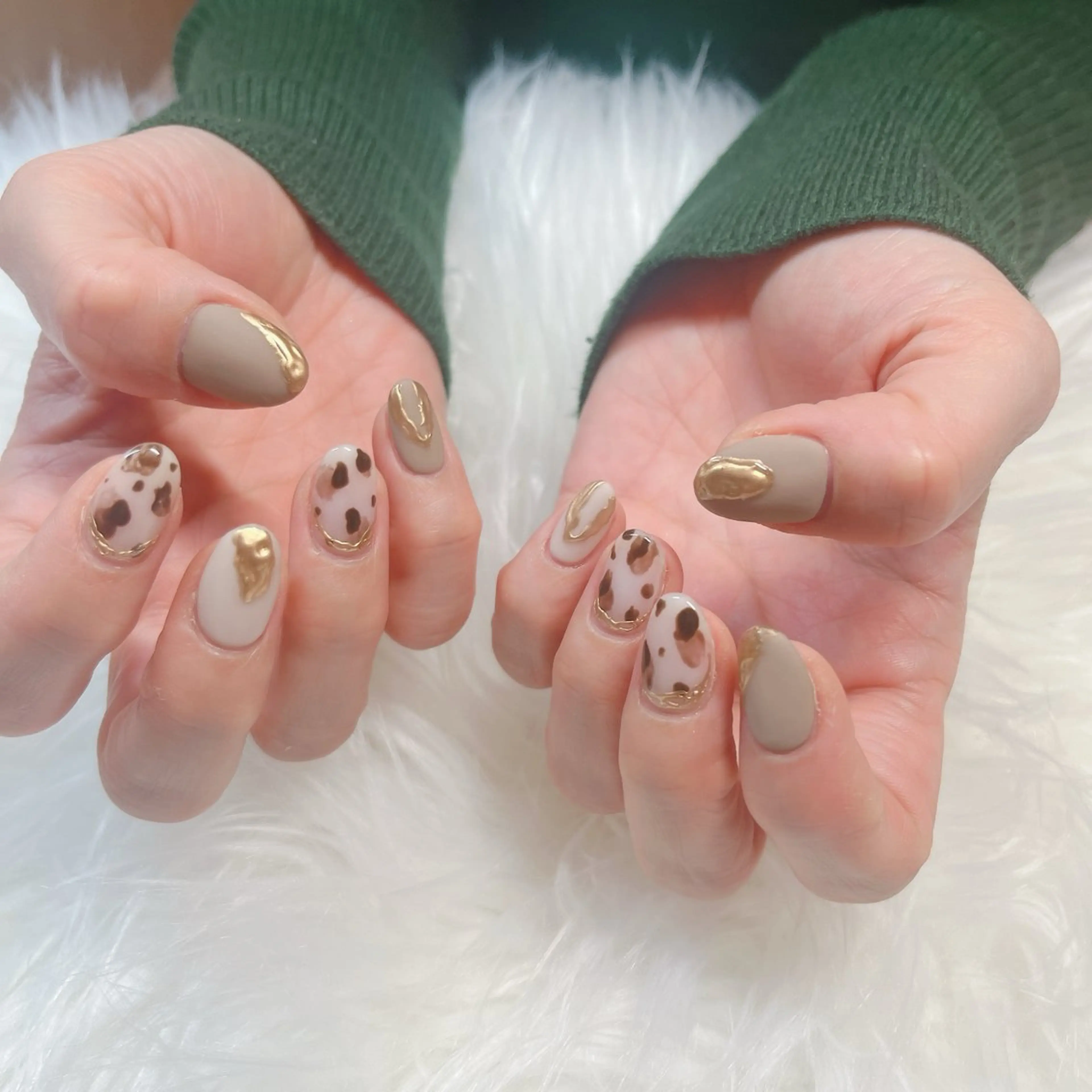 ネイル ハンドネイル 根津 綾子のネイルデザイン