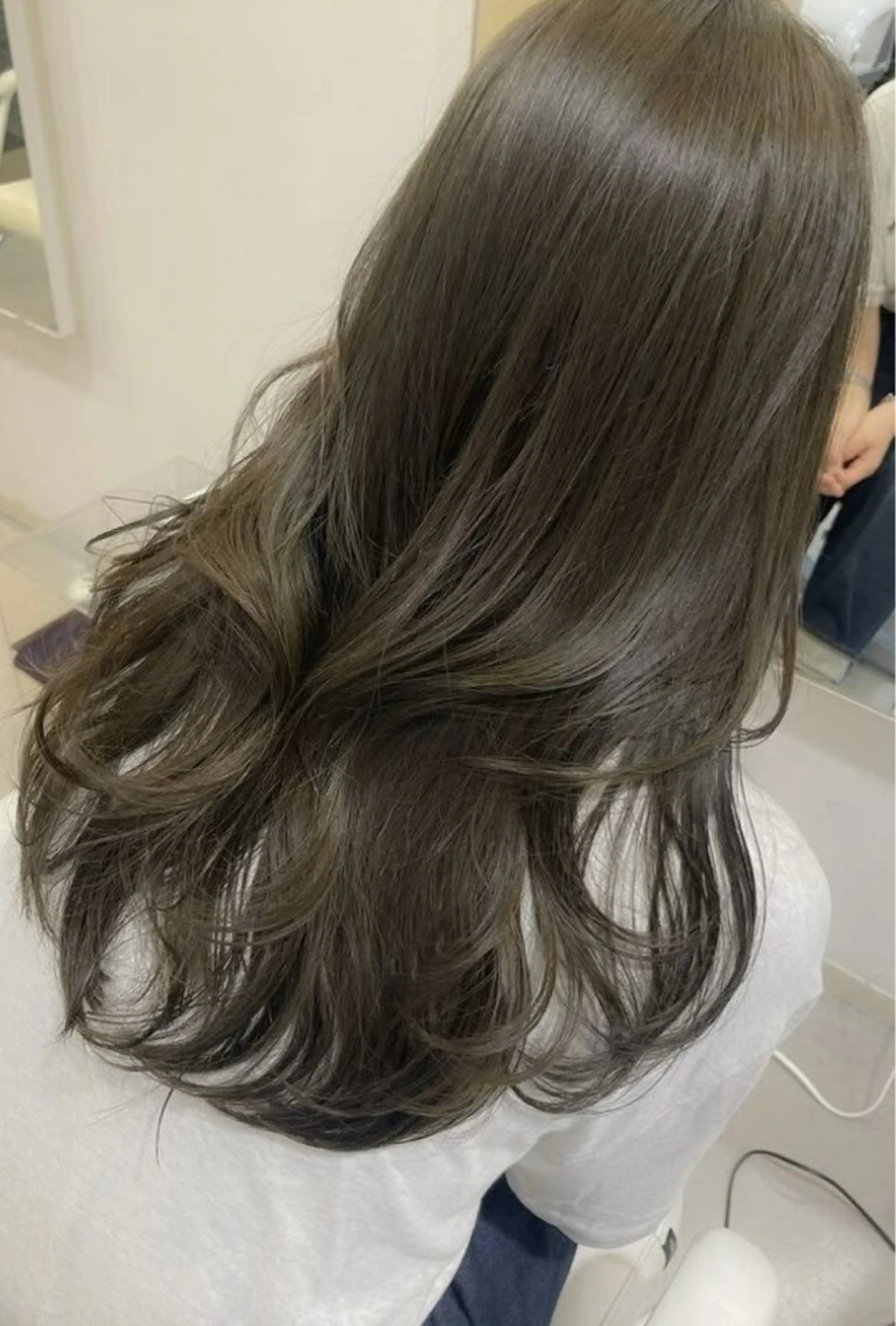 カラー ベージュカラー ブラウンカラー 透明感カラー オリーブカラー オレンジ 🖤酸性縮毛矯正/ 艶髪🖤のヘアスタイル