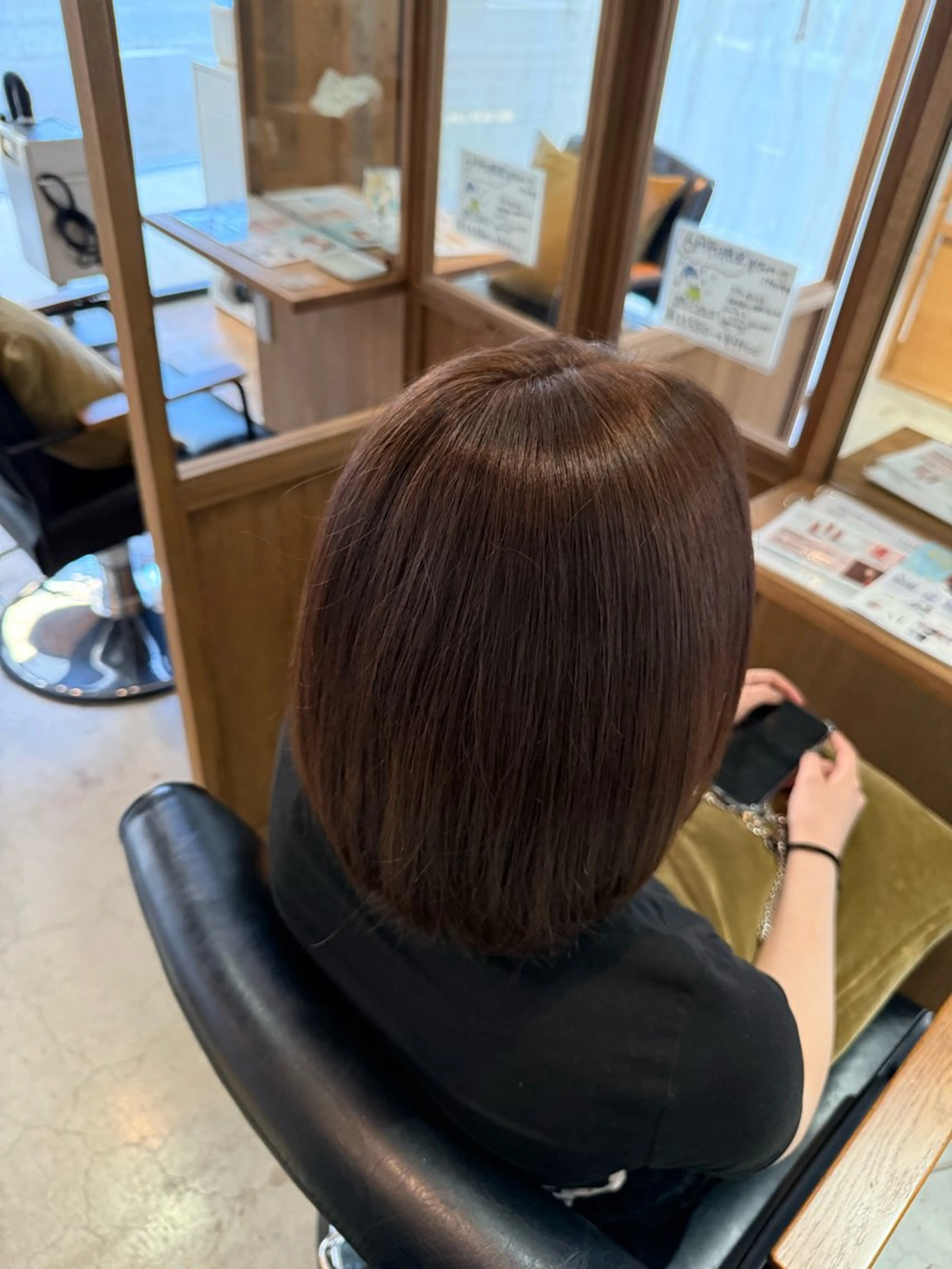 ミディアム カラー ブリーチ ブラウンカラー ブリーチなしカラー FERIA池田/ 大達咲月のヘアスタイル