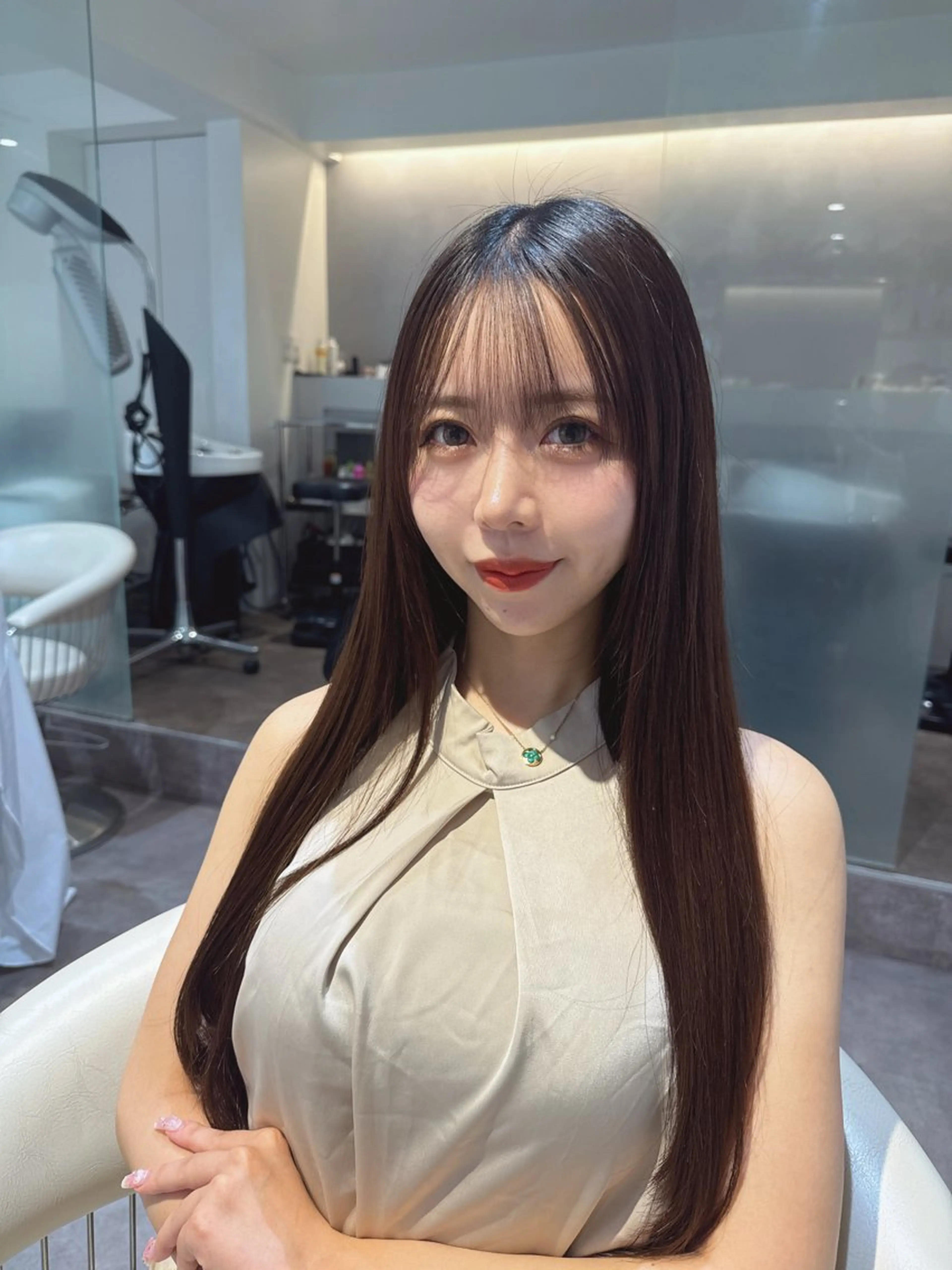 ミディアム カラー 黒髪 ブリーチ 透明感カラー ブリーチなしカラー 卒業式のヘアスタイル カット ヘアカラー トリートメント 💎透明感カラー特化 💎TAISEIのヘアスタイル