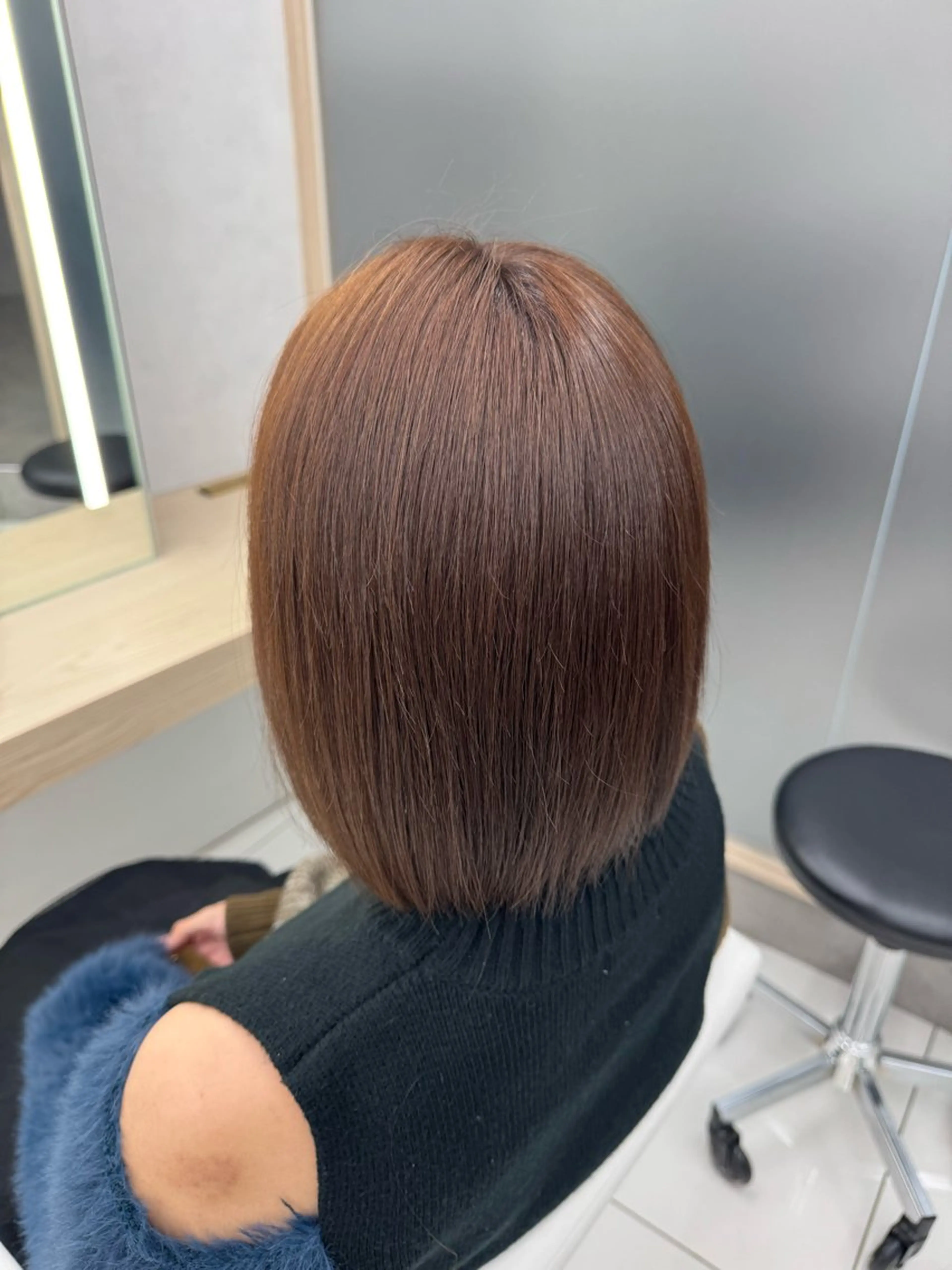 ミディアム ヘアカラー 顔まわりカット/ カラー/西野和裕のヘアスタイル