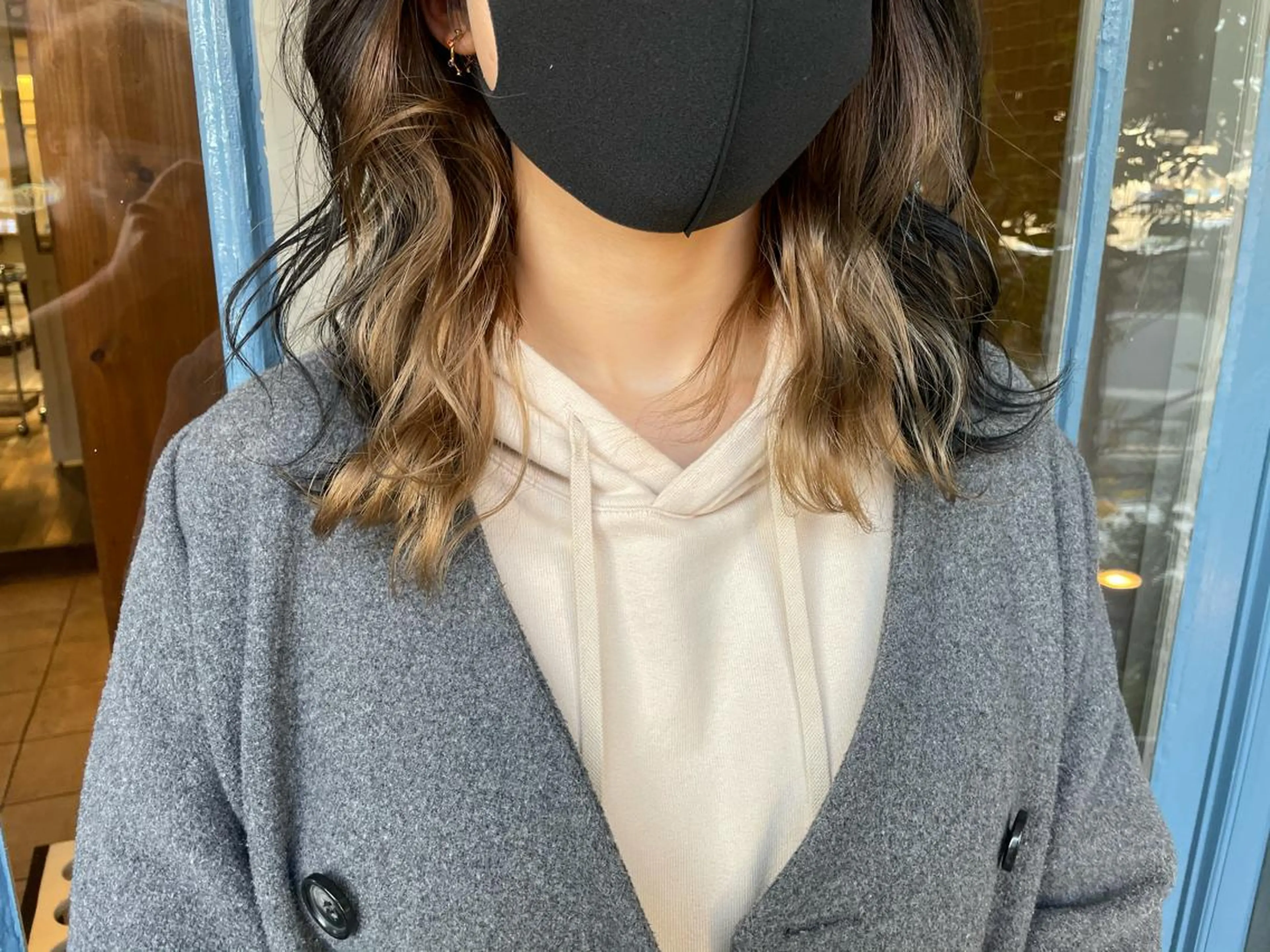 セミロング カット トリートメント ブリーチ毛矯正.髪質 改善.髪にドラマをのヘアスタイル