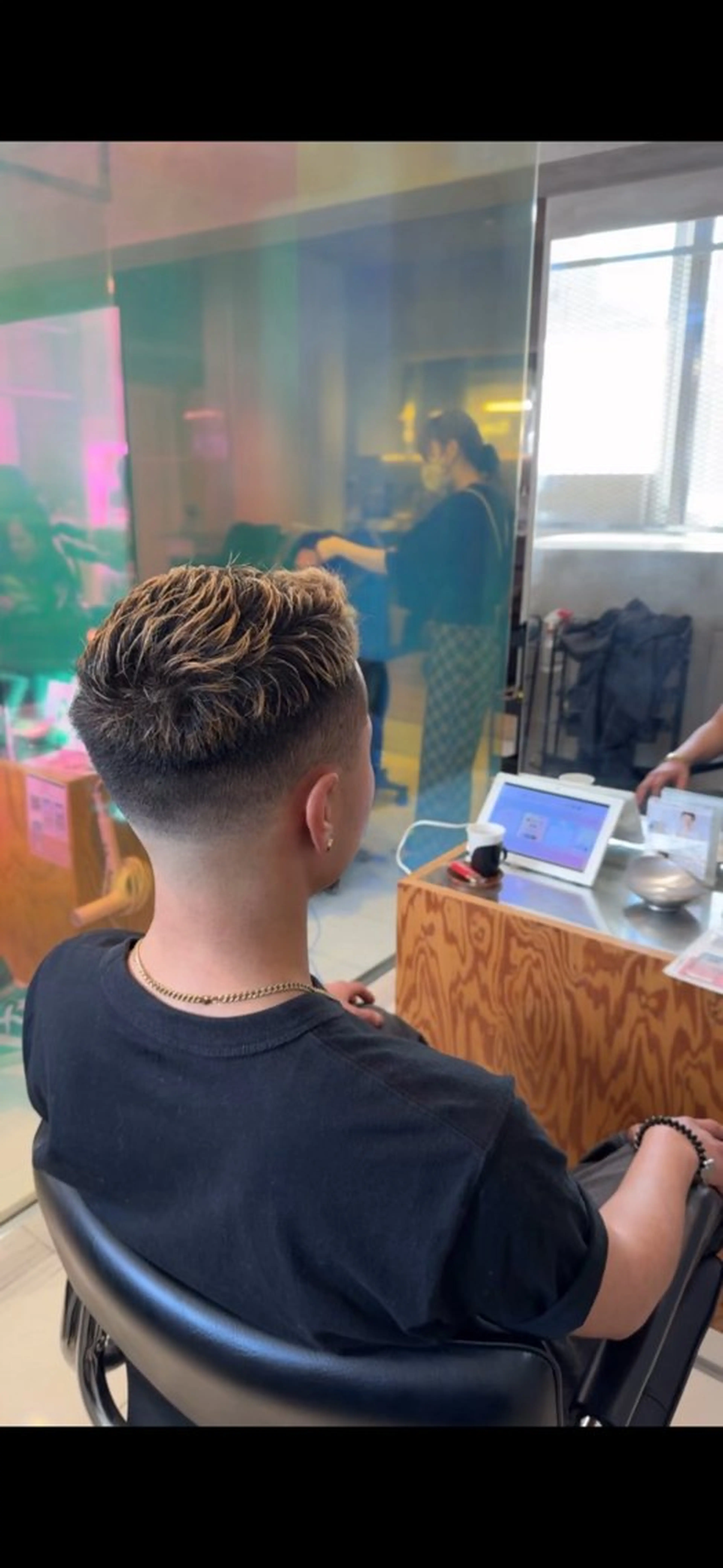 メンズ leo/ロング／ レイヤーカット⛈️のヘアスタイル