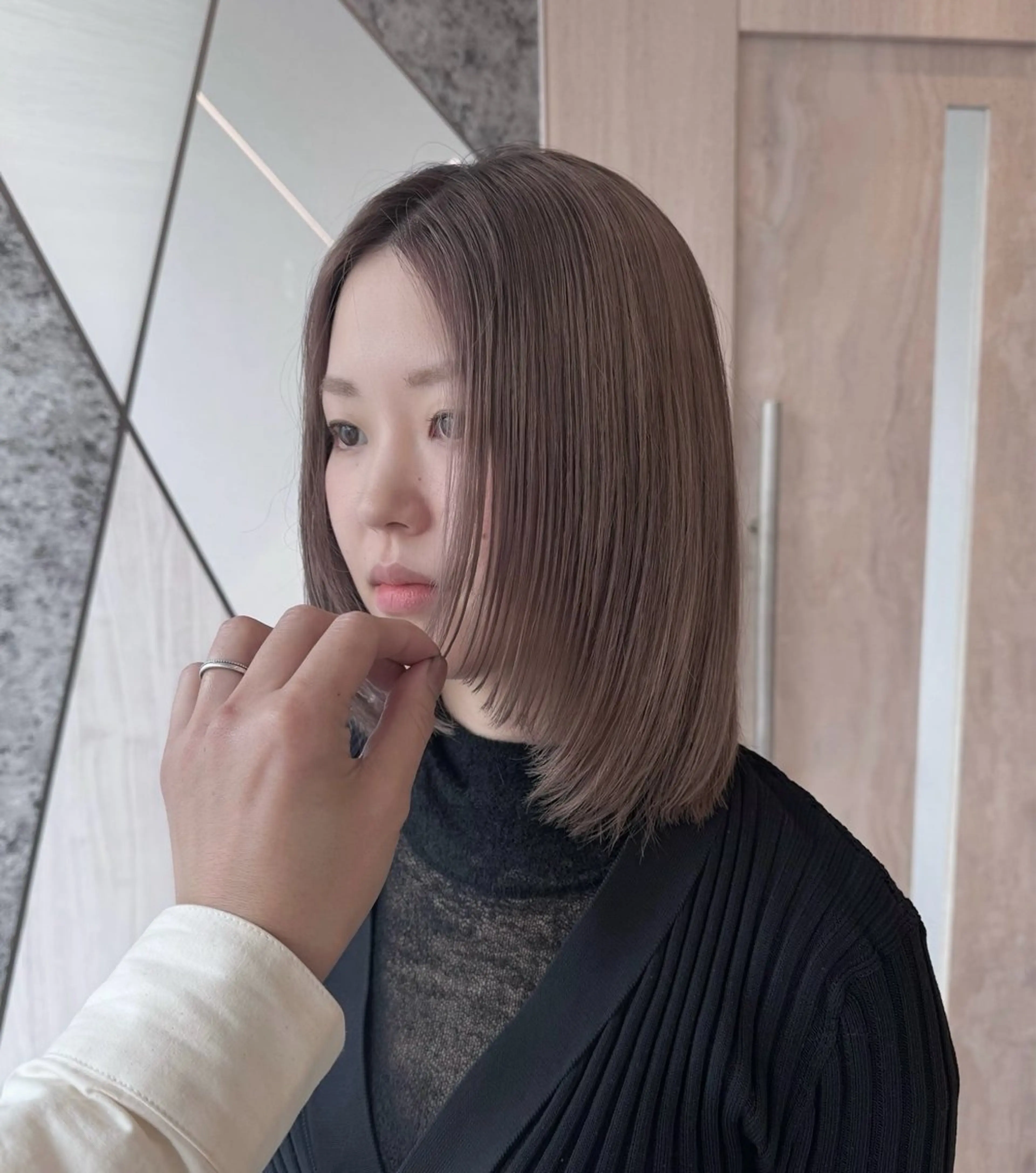 ミディアム カット ヘアカラー トリートメント foto所属・𝐁𝐋𝐔𝐄𝐓 /代表 / 荒井史行のヘアスタイル