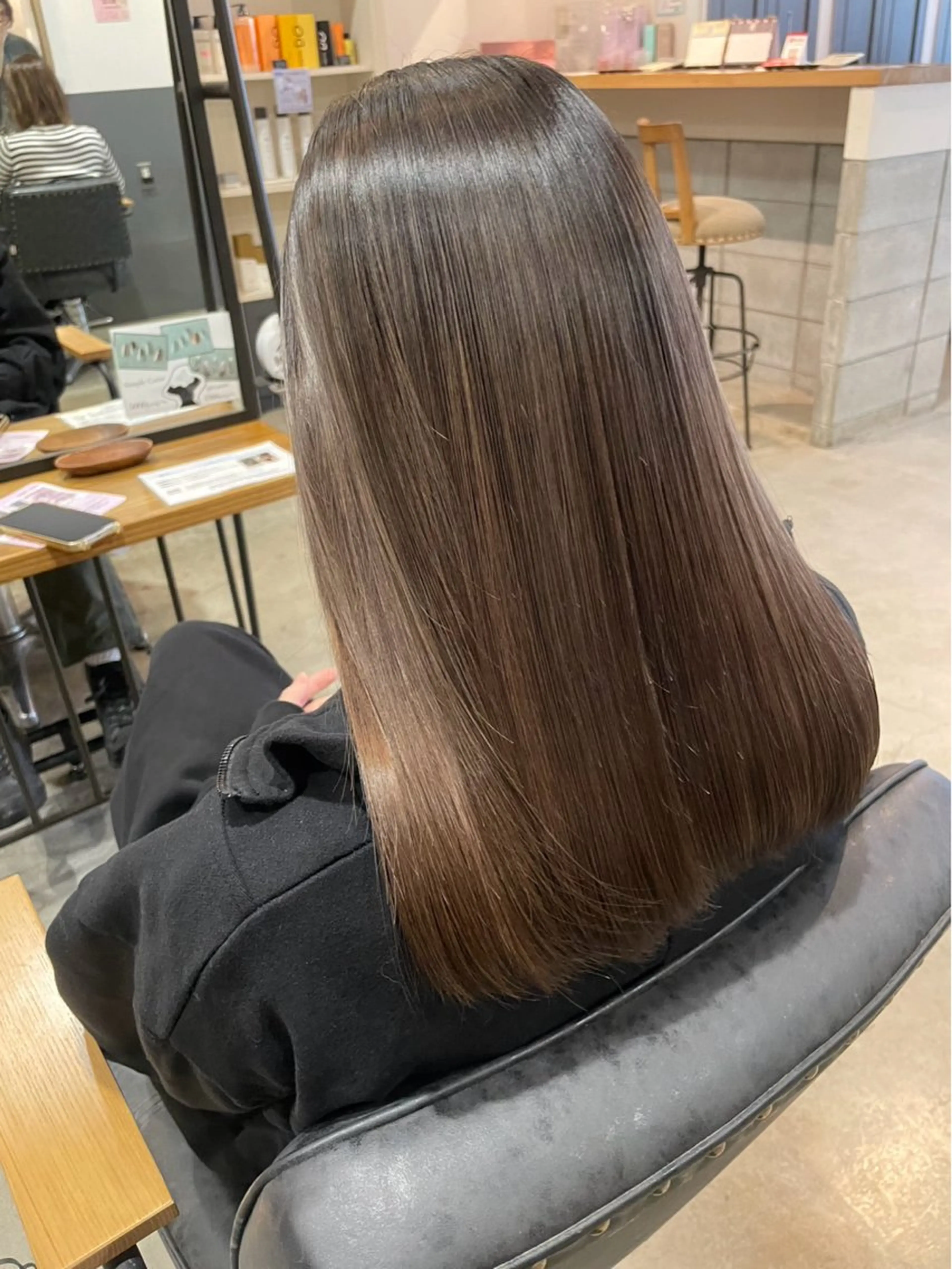 ロング カット ヘアカラー lolonois 宮城茉歩呂のヘアスタイル