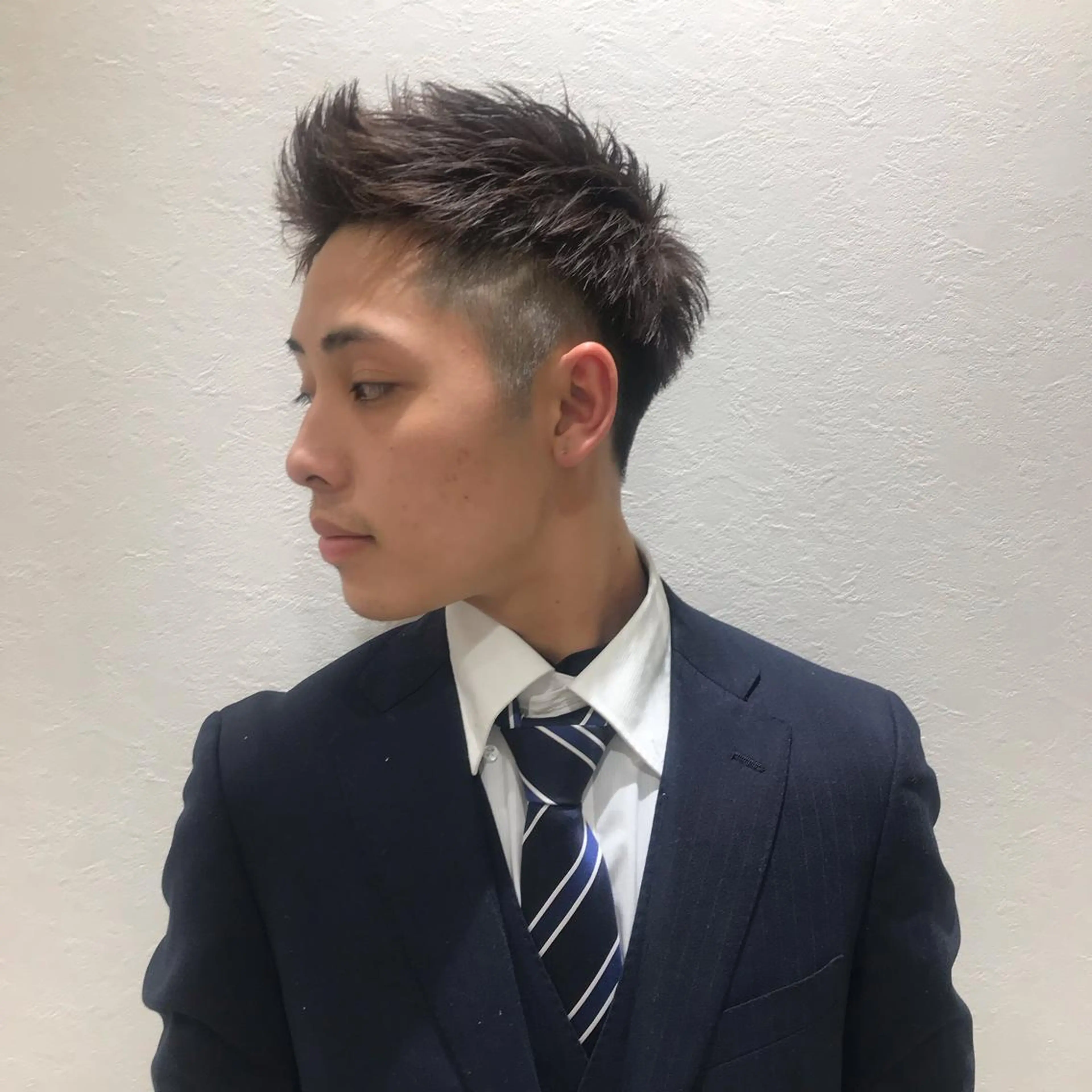 ショート メンズ アップバング ショートヘア カット Vir by browのヘアスタイル