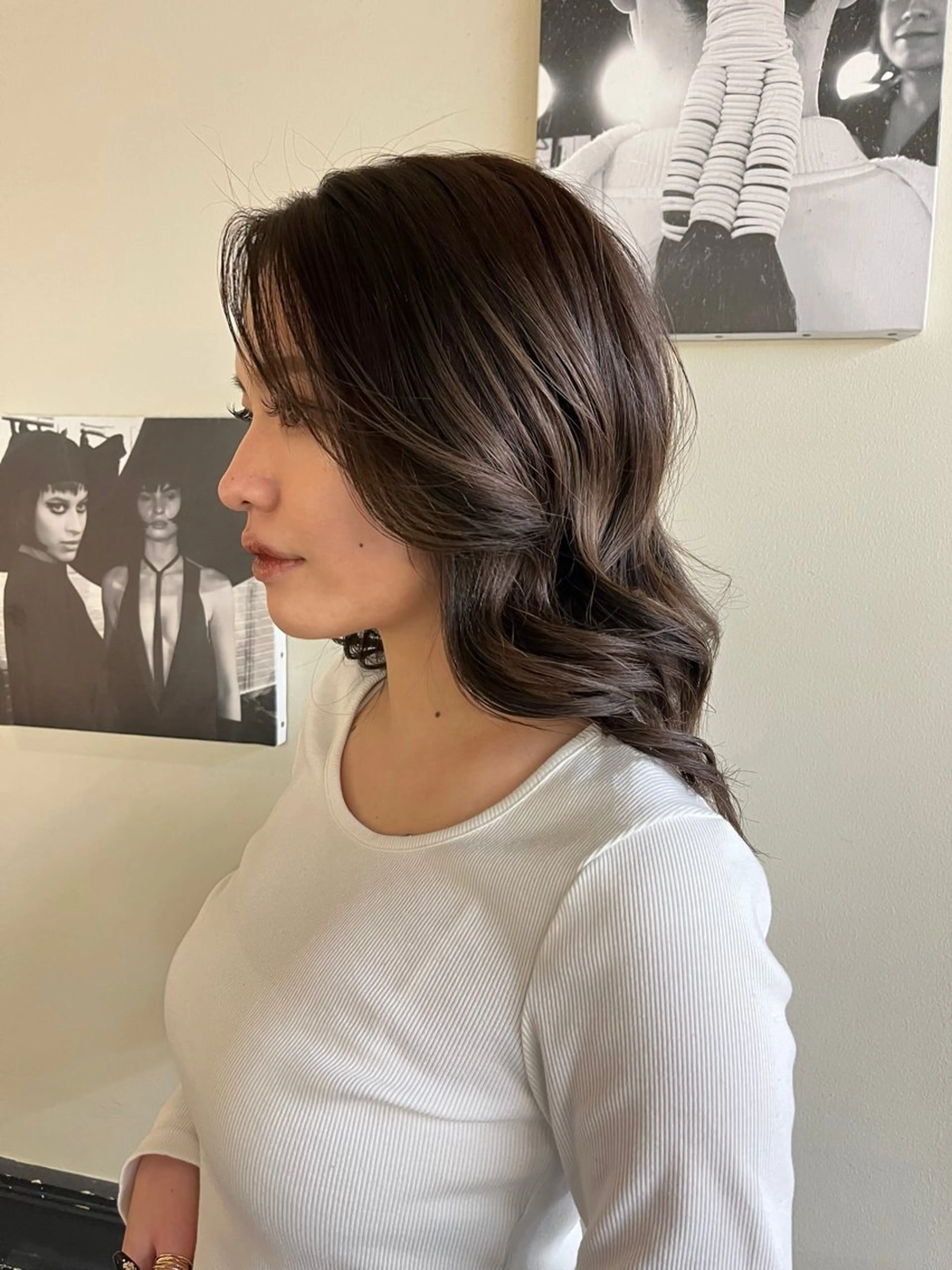 セミロング カラー ブリーチ ブラウンカラー 透明感カラー グレージュ ブリーチなしカラー ヘアカラー mikaze ˚✧₊☆*:.｡渋谷のヘアスタイル