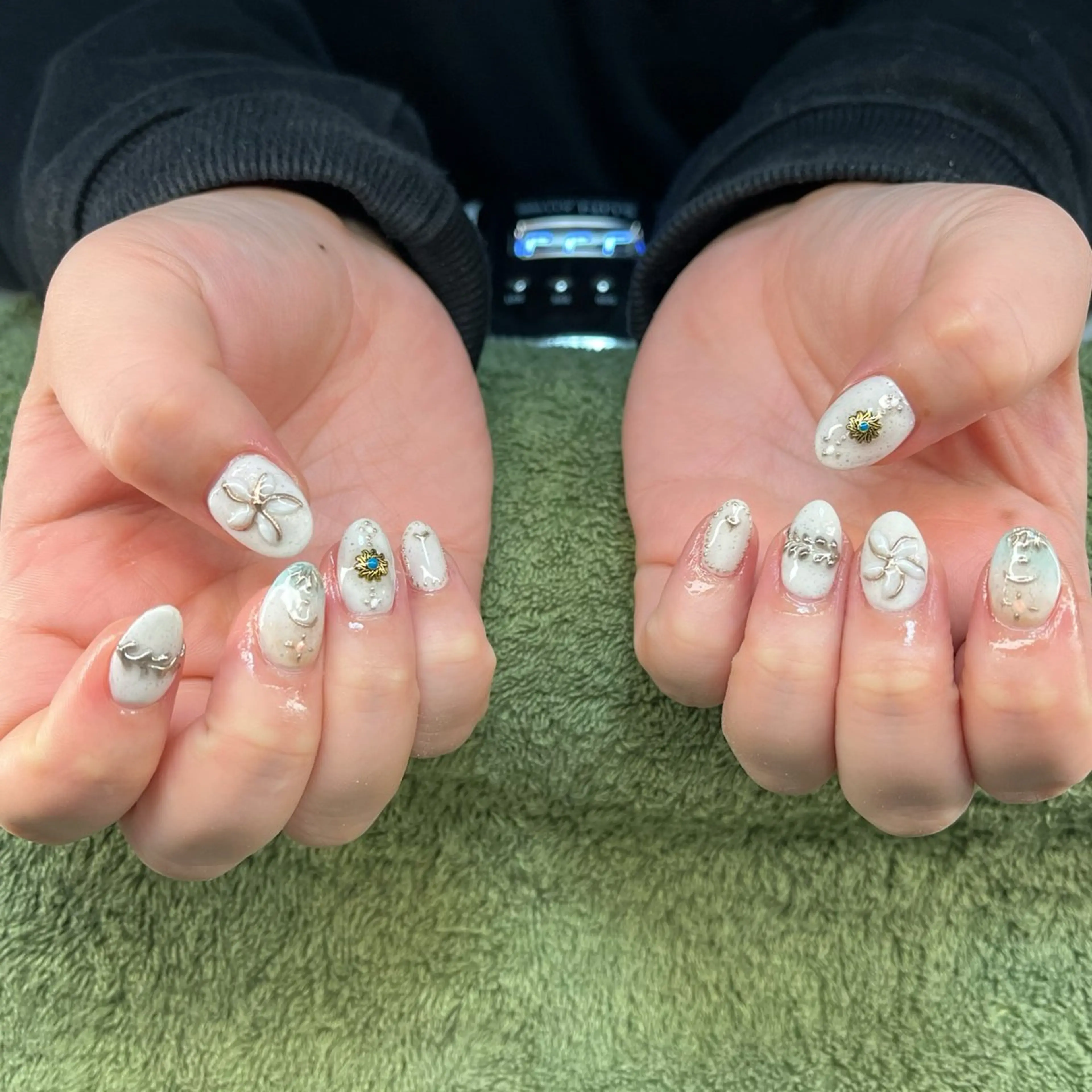 ネイル ハンドネイル フットネイル MHR nailのネイルデザイン