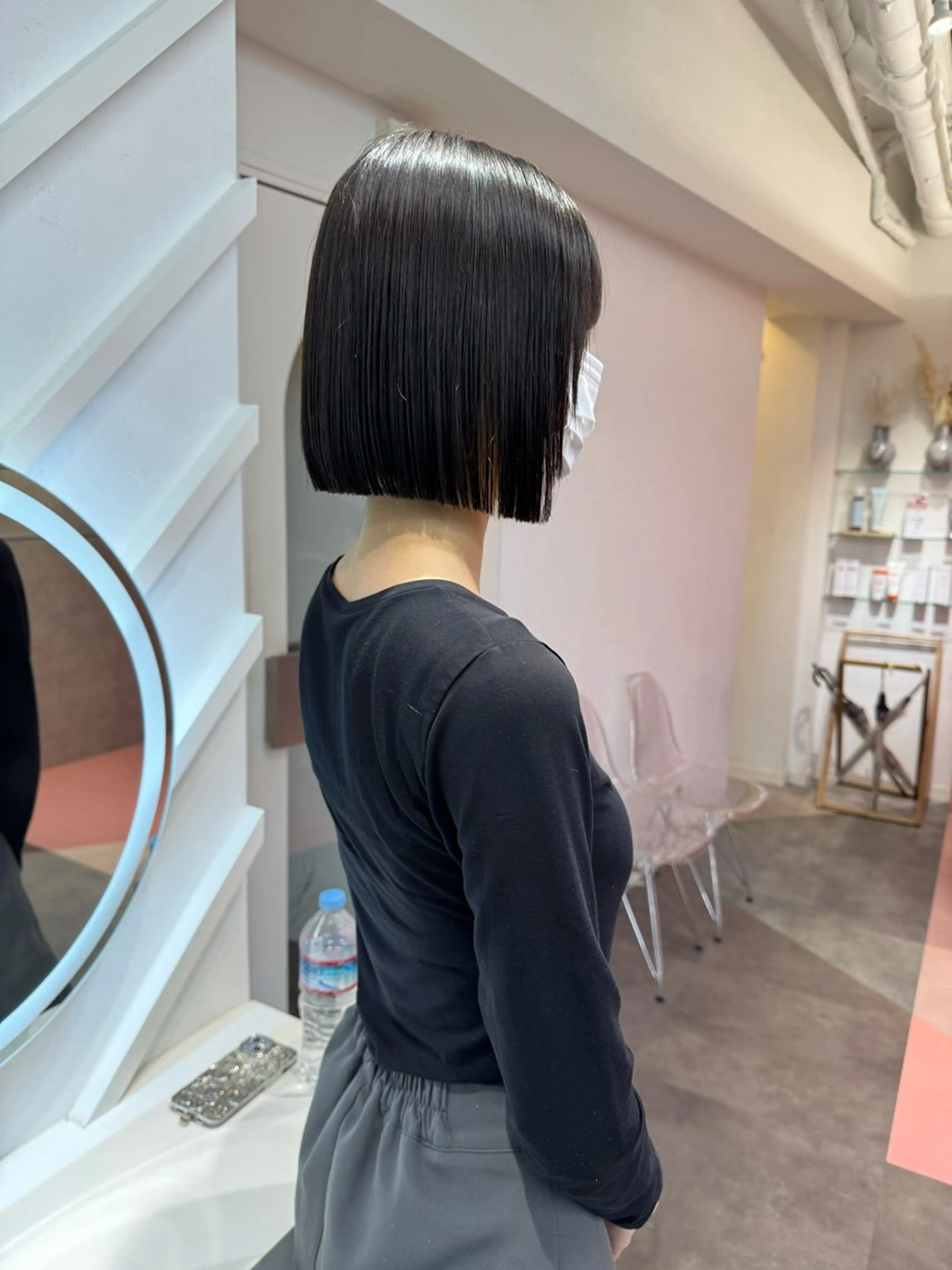 ショート カラー カット ヘアカラー トリートメント 莉乃/縮毛矯正/髪質 改善/艶カラーのヘアスタイル