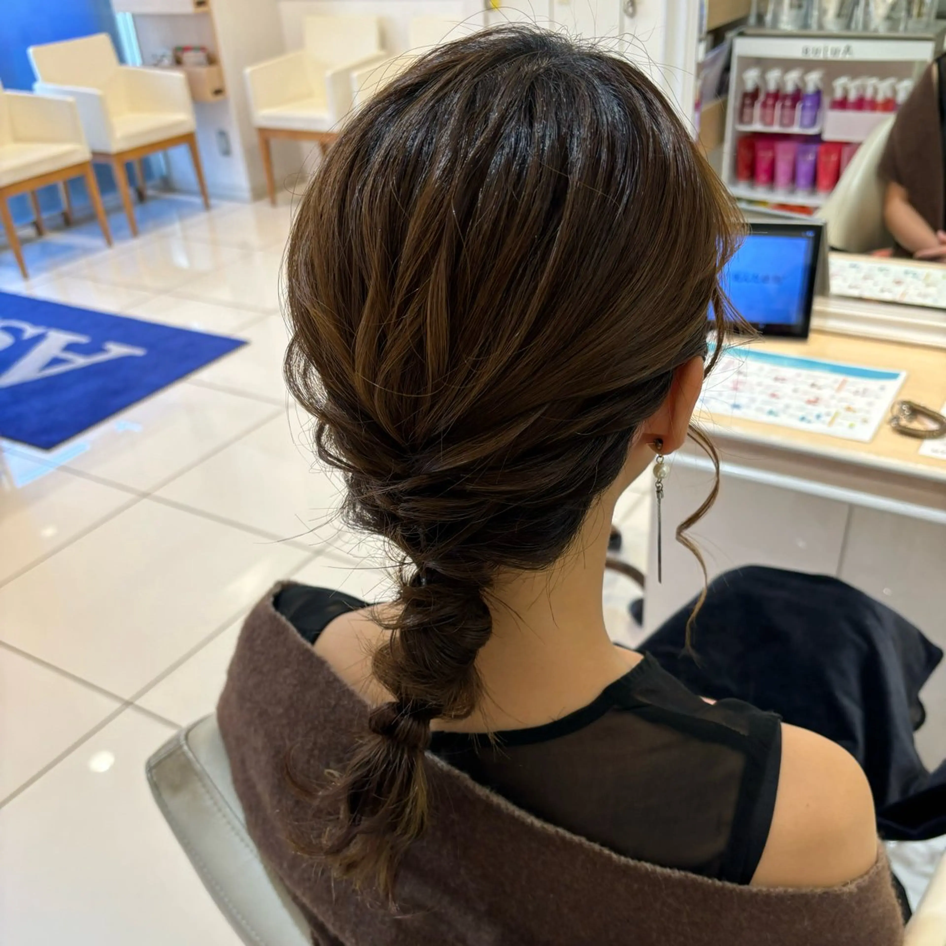 セミロング ヘアアレンジ ヘアセット 宮永 璃沙のヘアスタイル