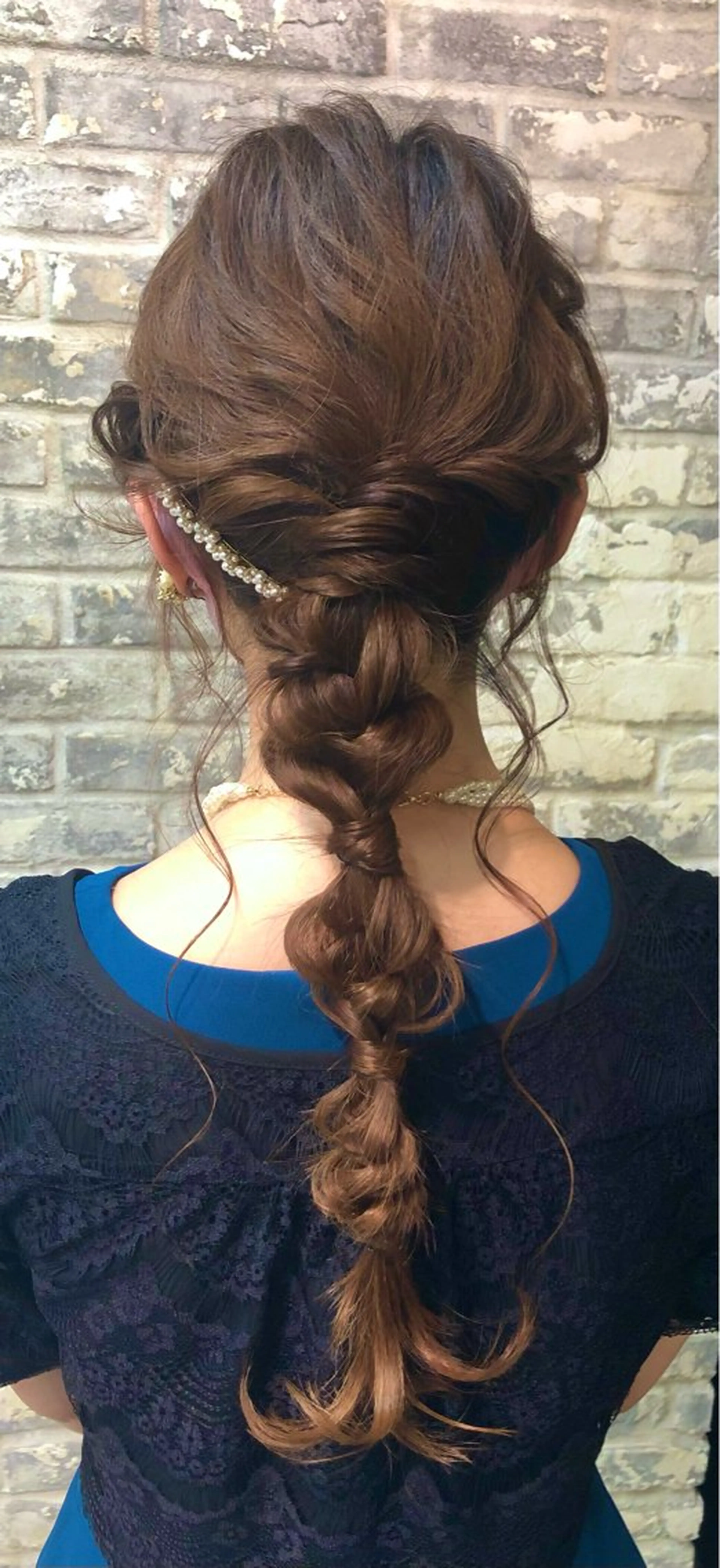 セミロング ヘアアレンジ 新徳 りえのヘアスタイル