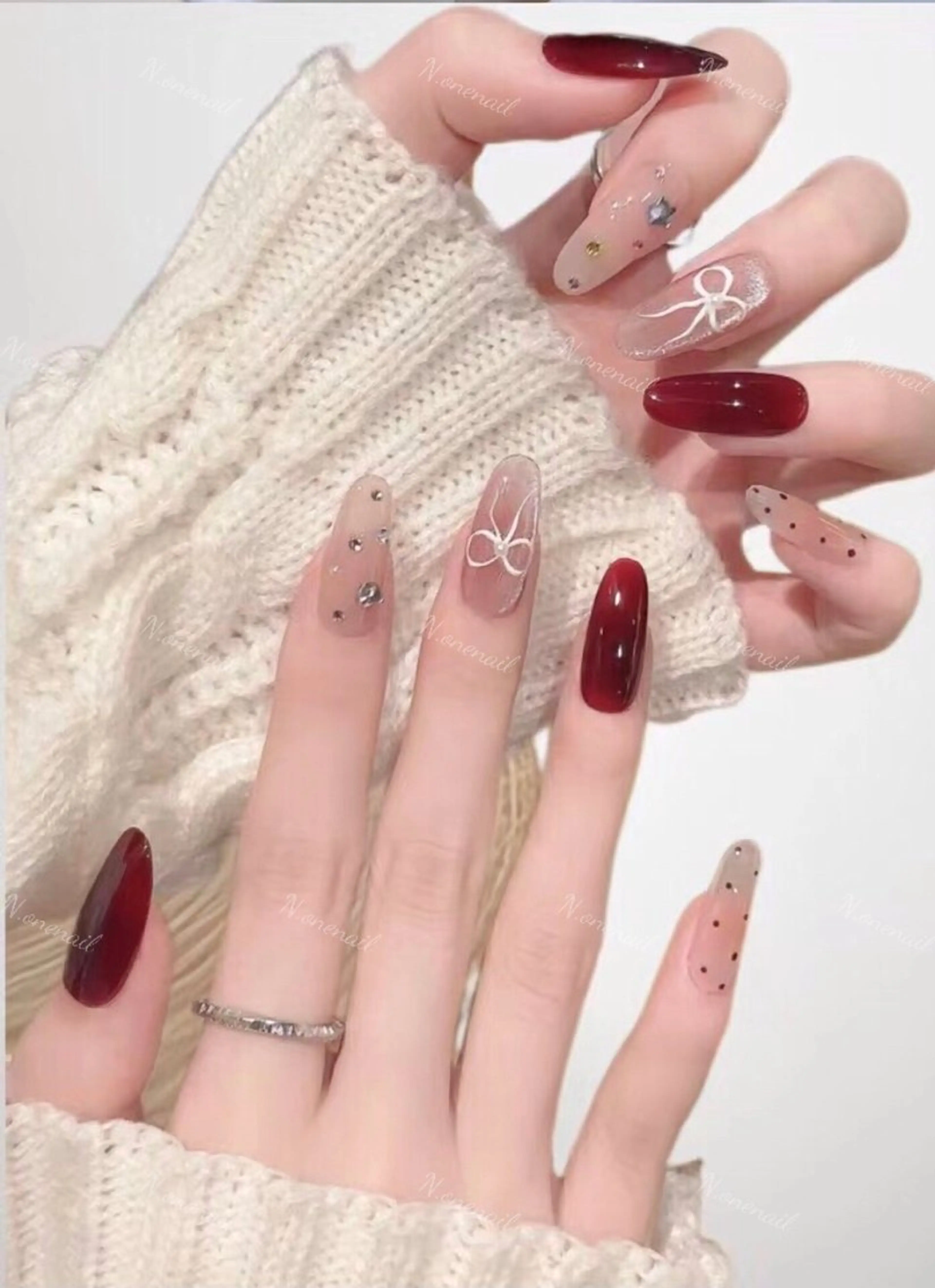 ネイル アートネイル グラデーション キラキラネイル ニュアンスネイル オフィスネイル ハンドネイル 長いだし/スカルプ/ パラシェルN.oneのネイルデザイン