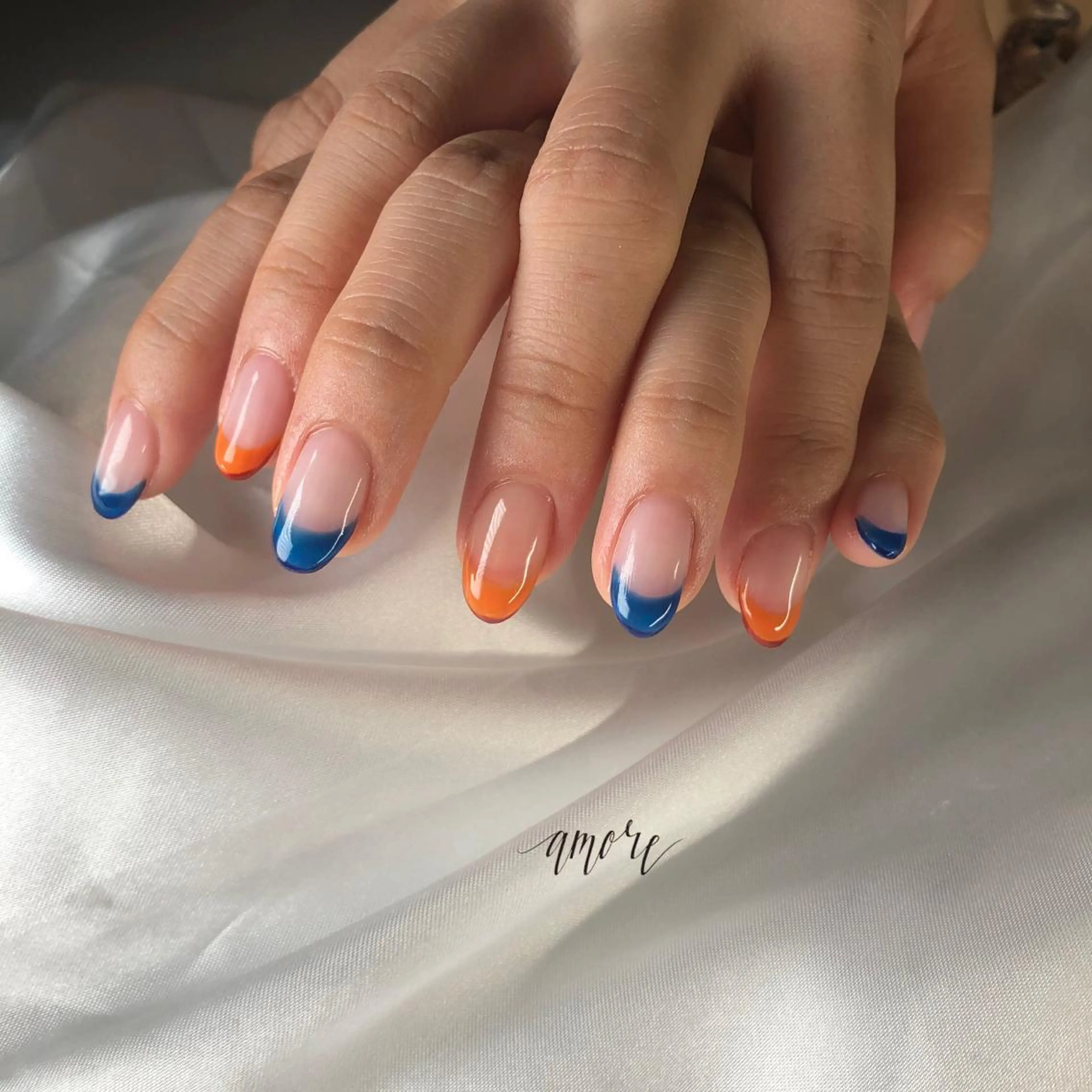 ネイル フレンチネイル ジェルネイル 氷ネイル・うるうるネイル マグネットネイル ミラーネイル You kyehwaのネイルデザイン