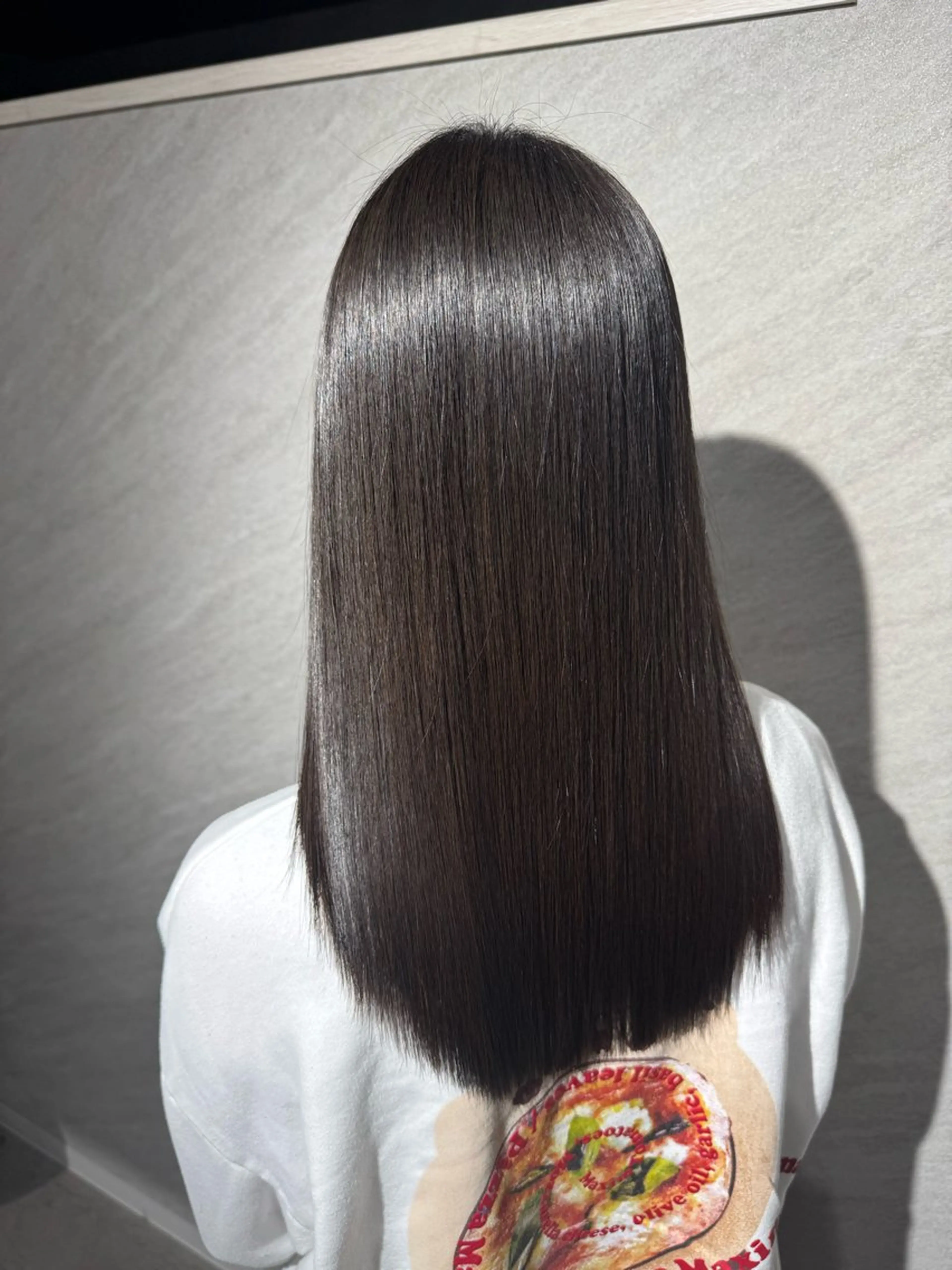 セミロング ANBEL所属・西宮市で髪質改善 縮毛矯正特化のヘアスタイル