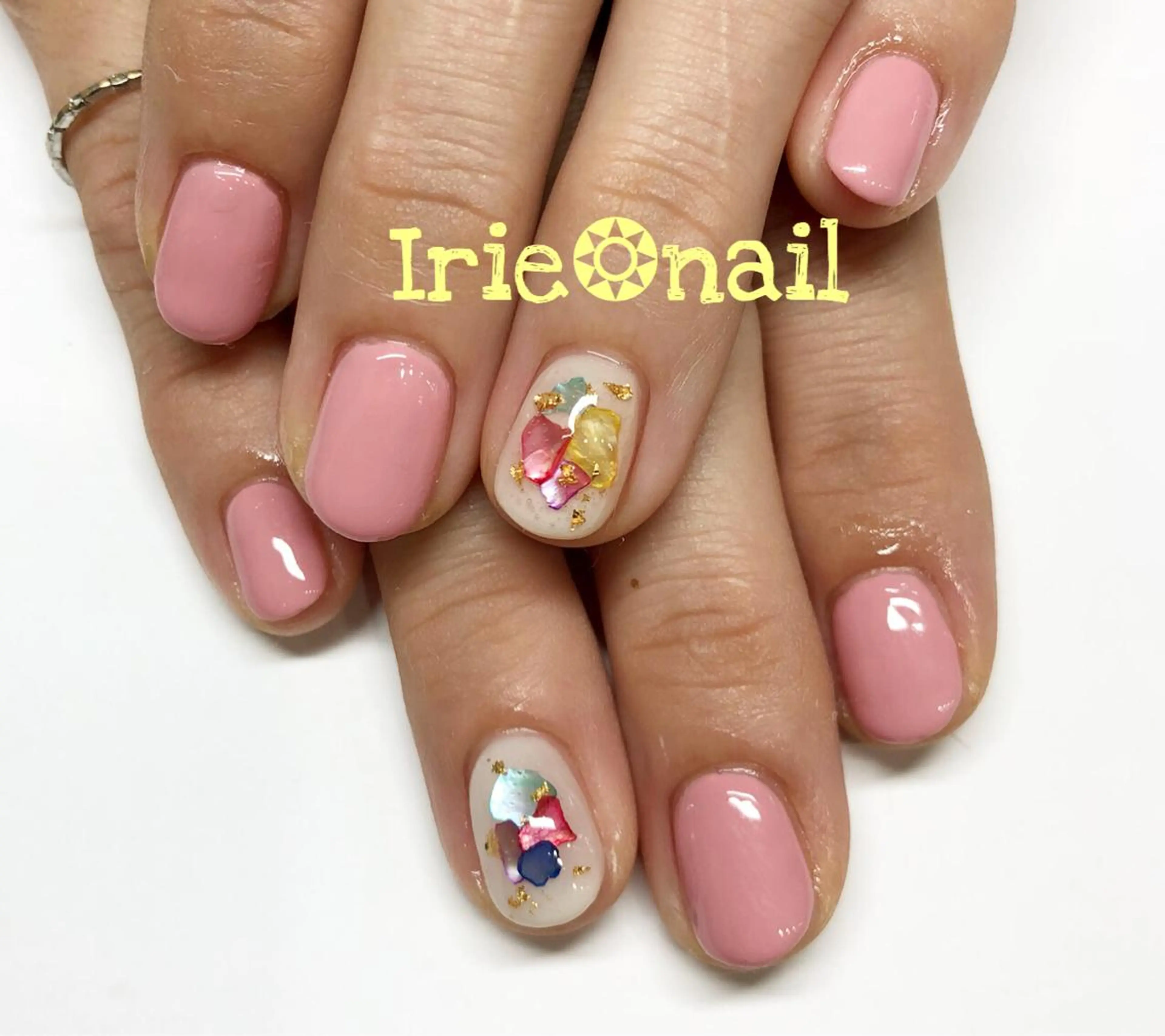 ネイル アートネイル ワンカラーネイル シンプルネイル Hair salon Irie所属・與儀 知佳のネイルデザイン