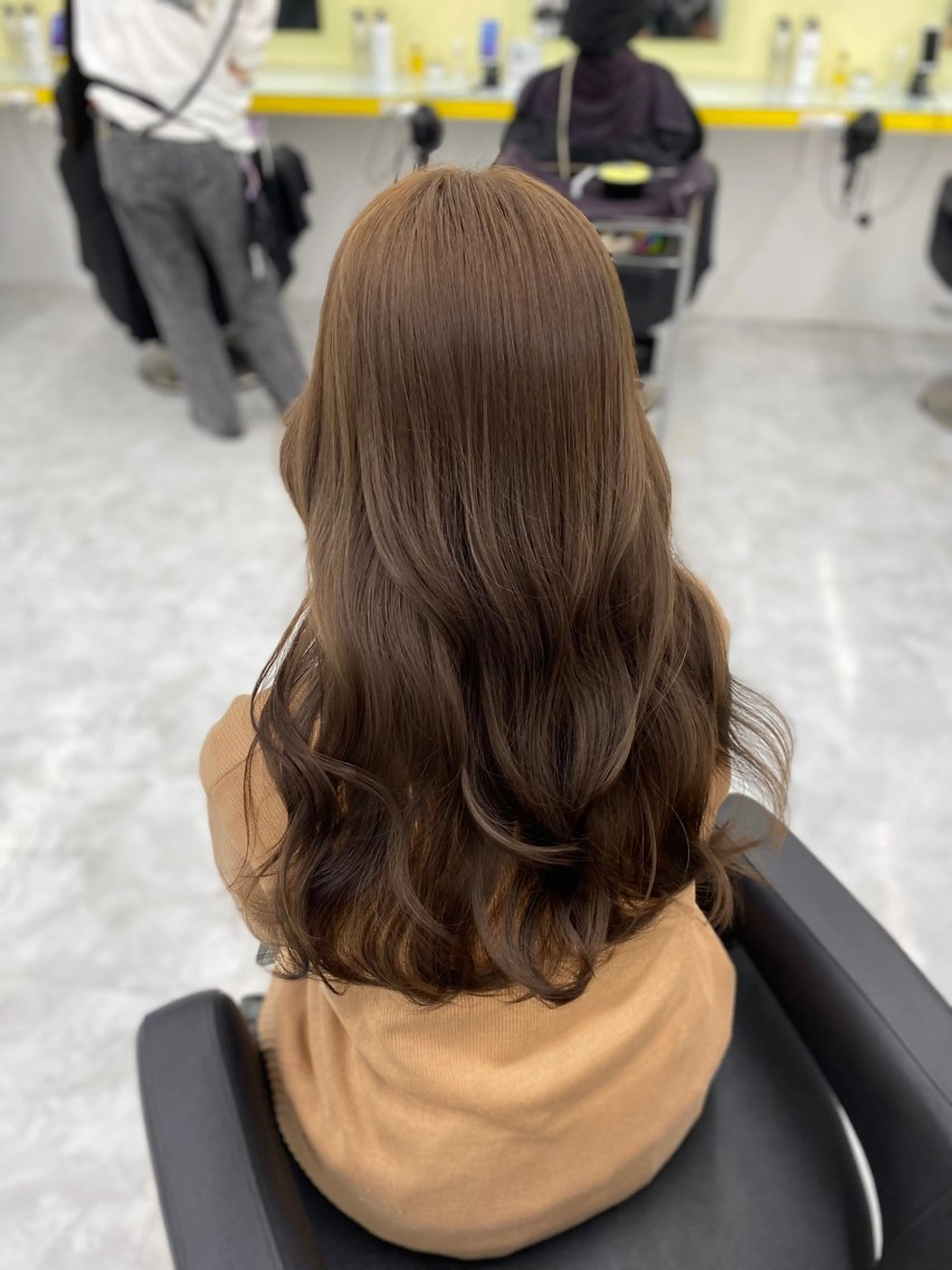 ミディアム カラー パーマ ヘアアレンジ メンズ キッズ メンズブリーチ ブリーチ ブラウンカラー 透明感カラー ミルクティーブラウン ヘアカラー Lumo所属・💖横浜ブリーチなし 💖MIHOのヘアスタイル