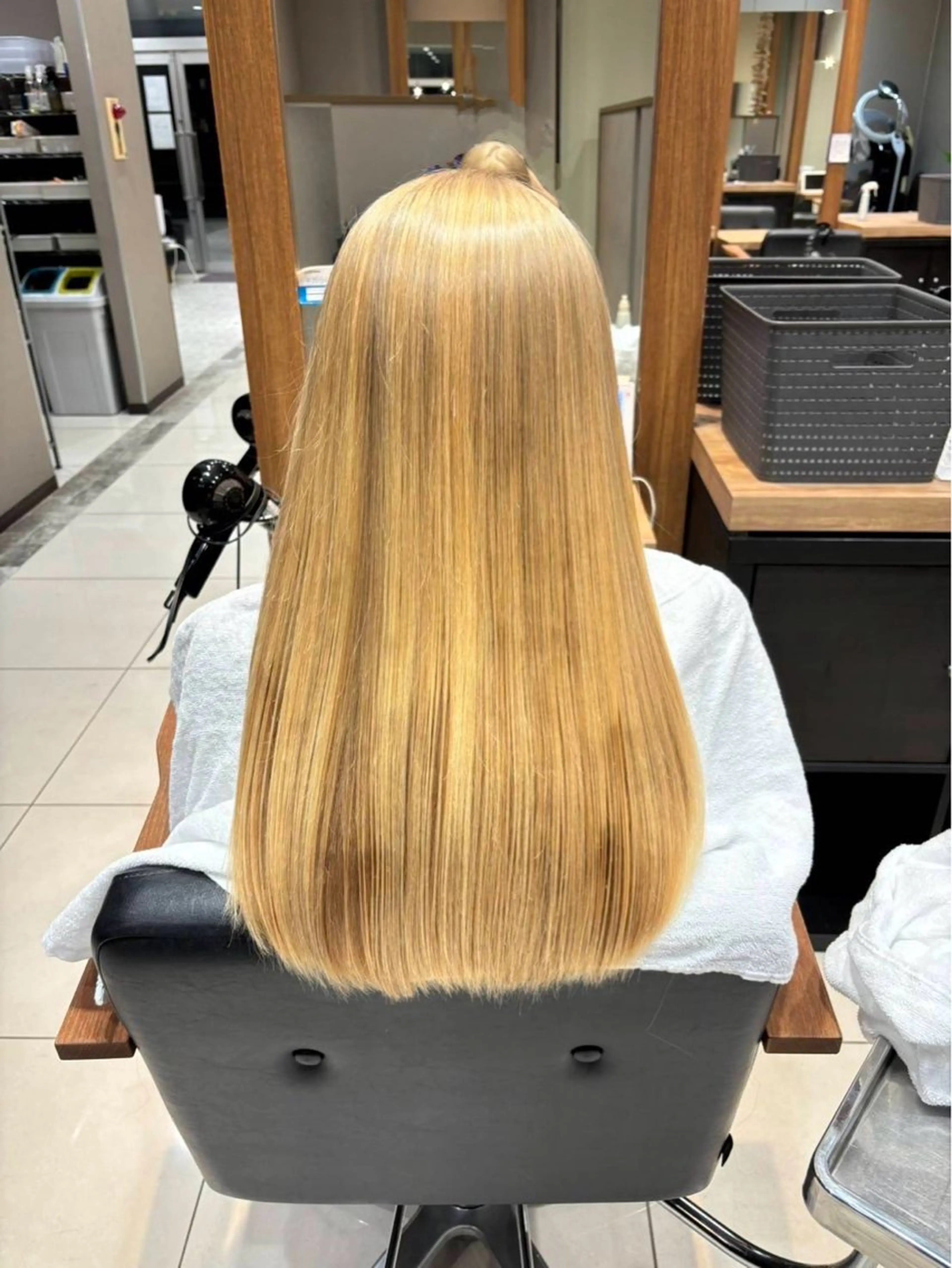 ロング カット 小嶺 歩夏のヘアスタイル