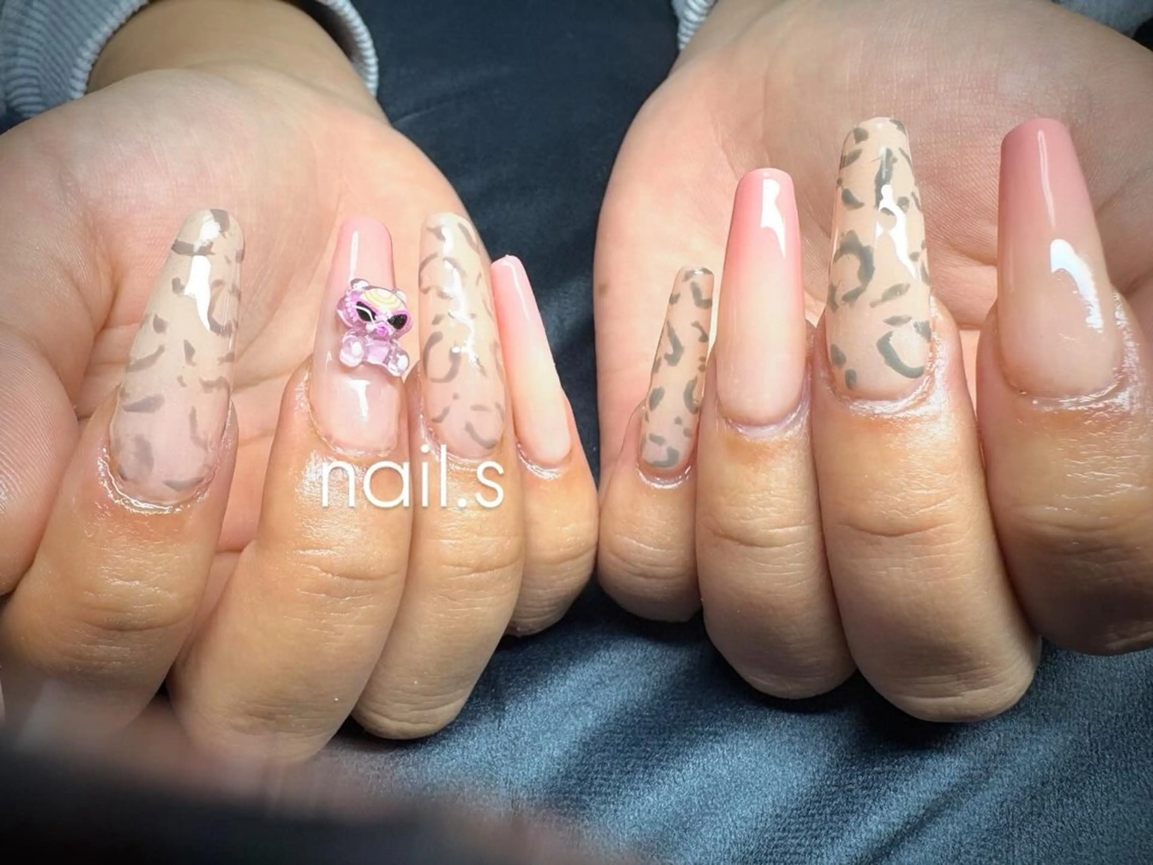 ネイル グラデーション ロングネイル ハンドネイル nail.s misatoのネイルデザイン