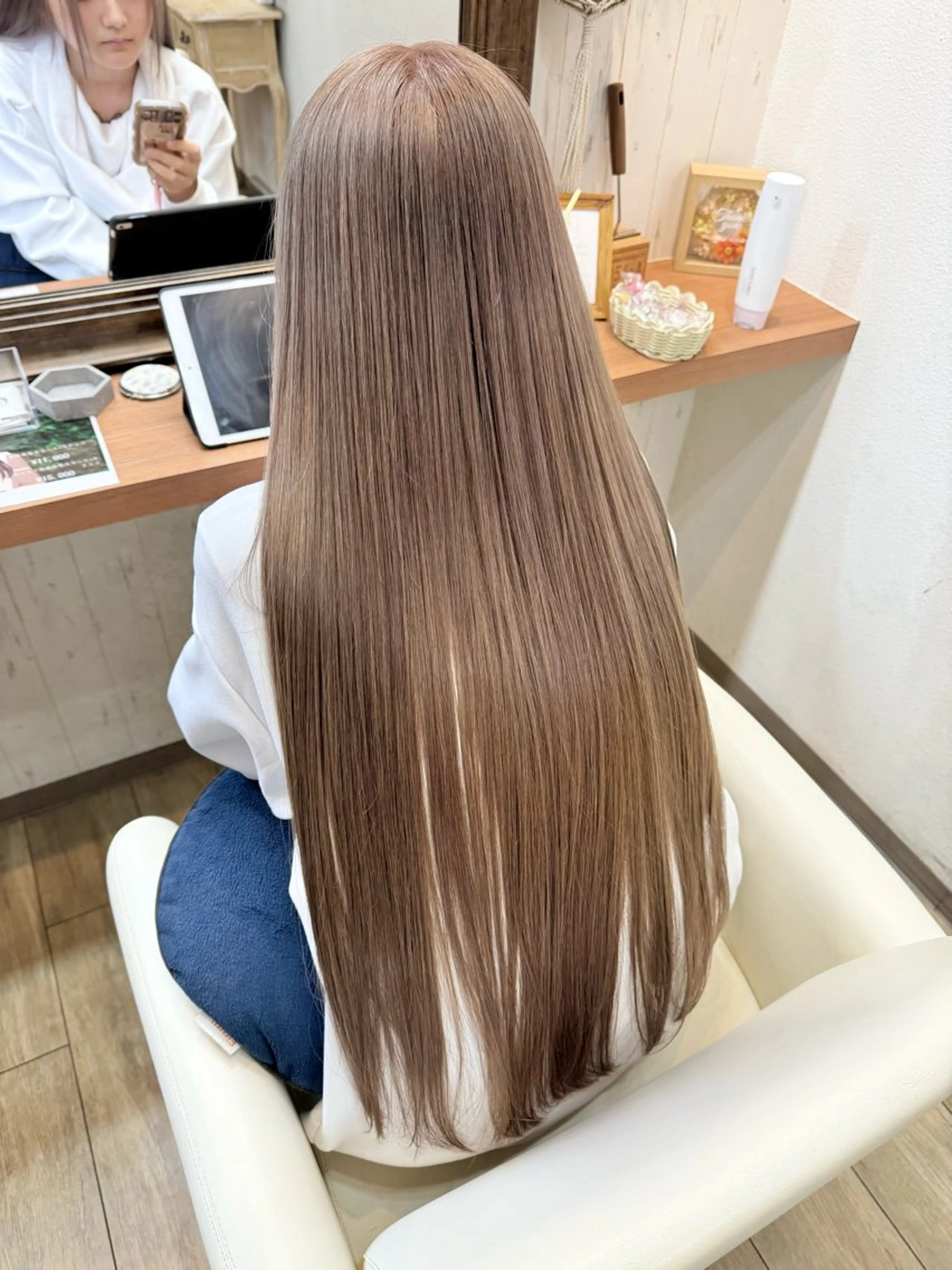 ロング 伊藤 一樹のヘアスタイル
