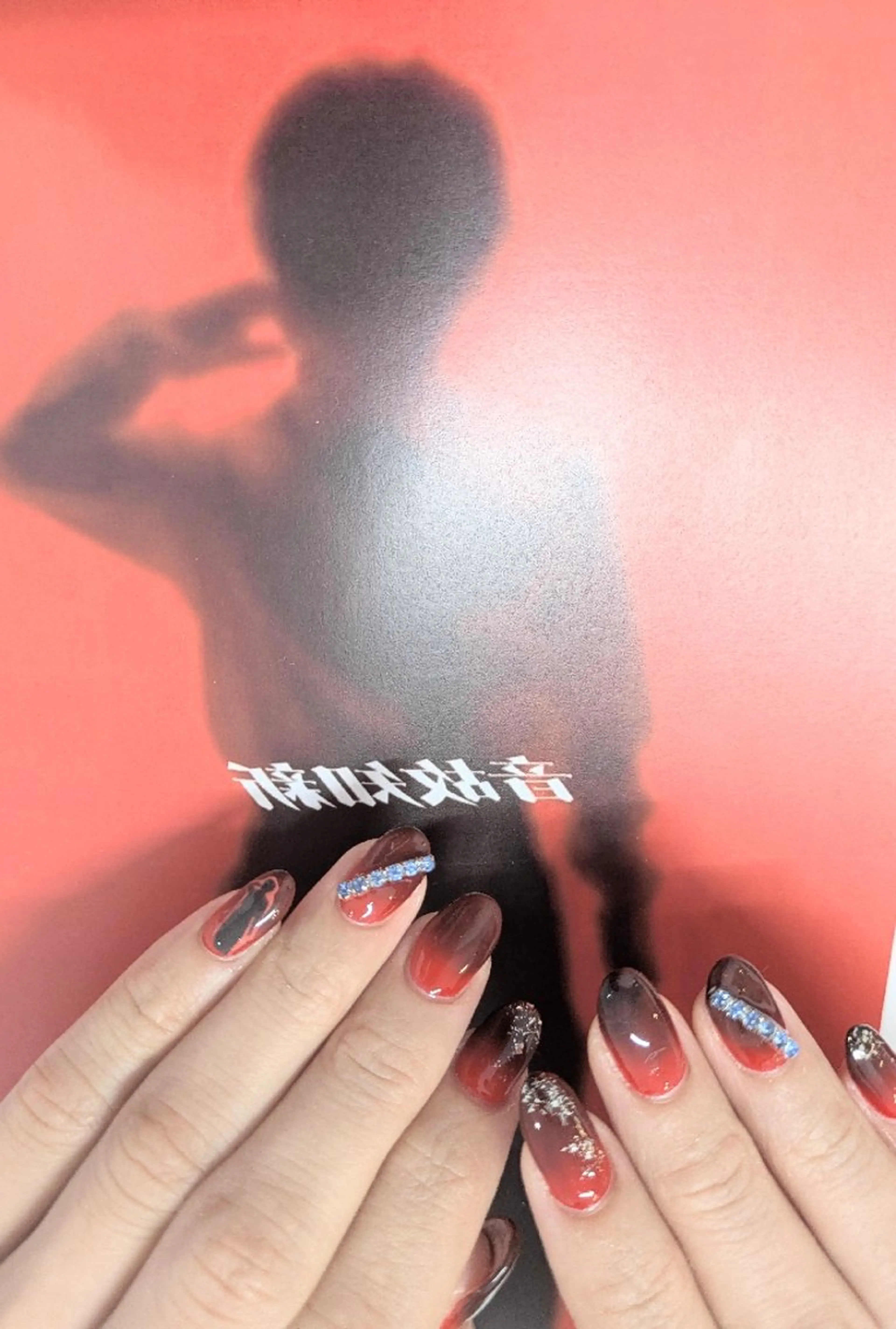 ネイル ハンドネイル La Belle Vie所属・imaichise 🧡💜推しネイルのネイルデザイン