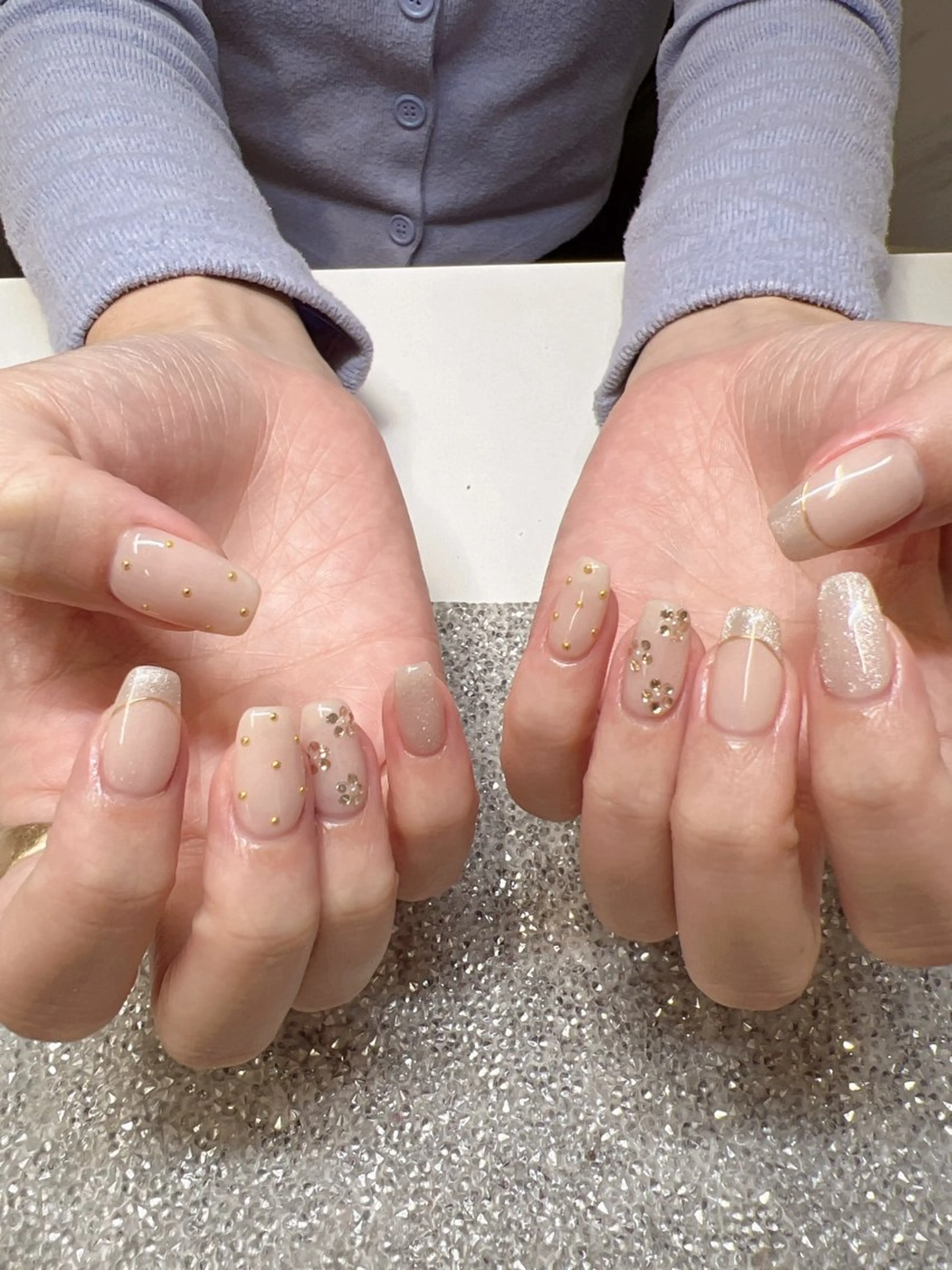 ネイル Guarendo錦糸町店所属・ガレンドウ 白澤 愛子のネイルデザイン