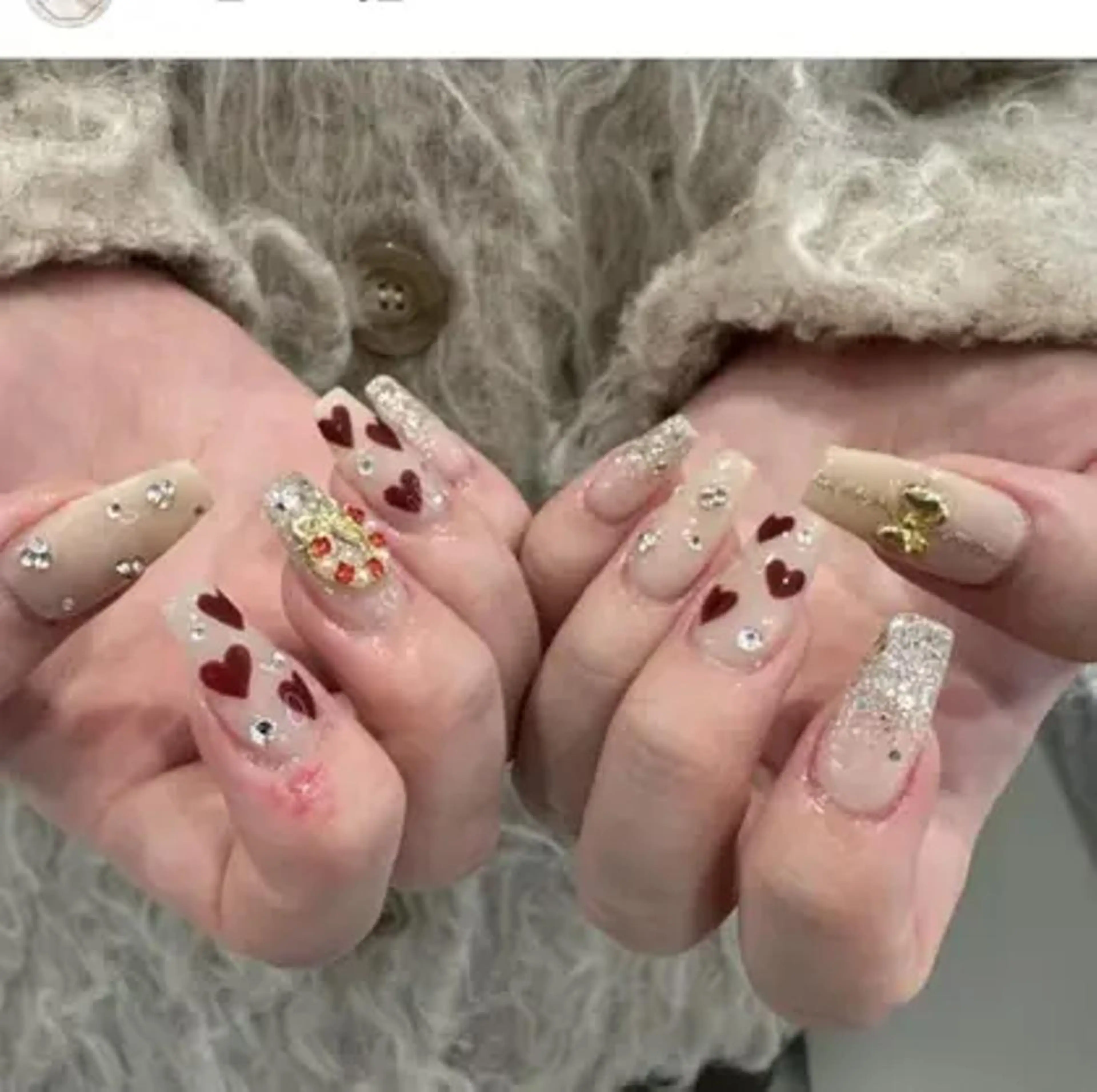 ネイル 韓国ネイル 持ち込み バレンタイン ワンホンネイル 冬ネイル 🌈fein.トータ ルビューティー🌈のマツエク・マツパデザイン