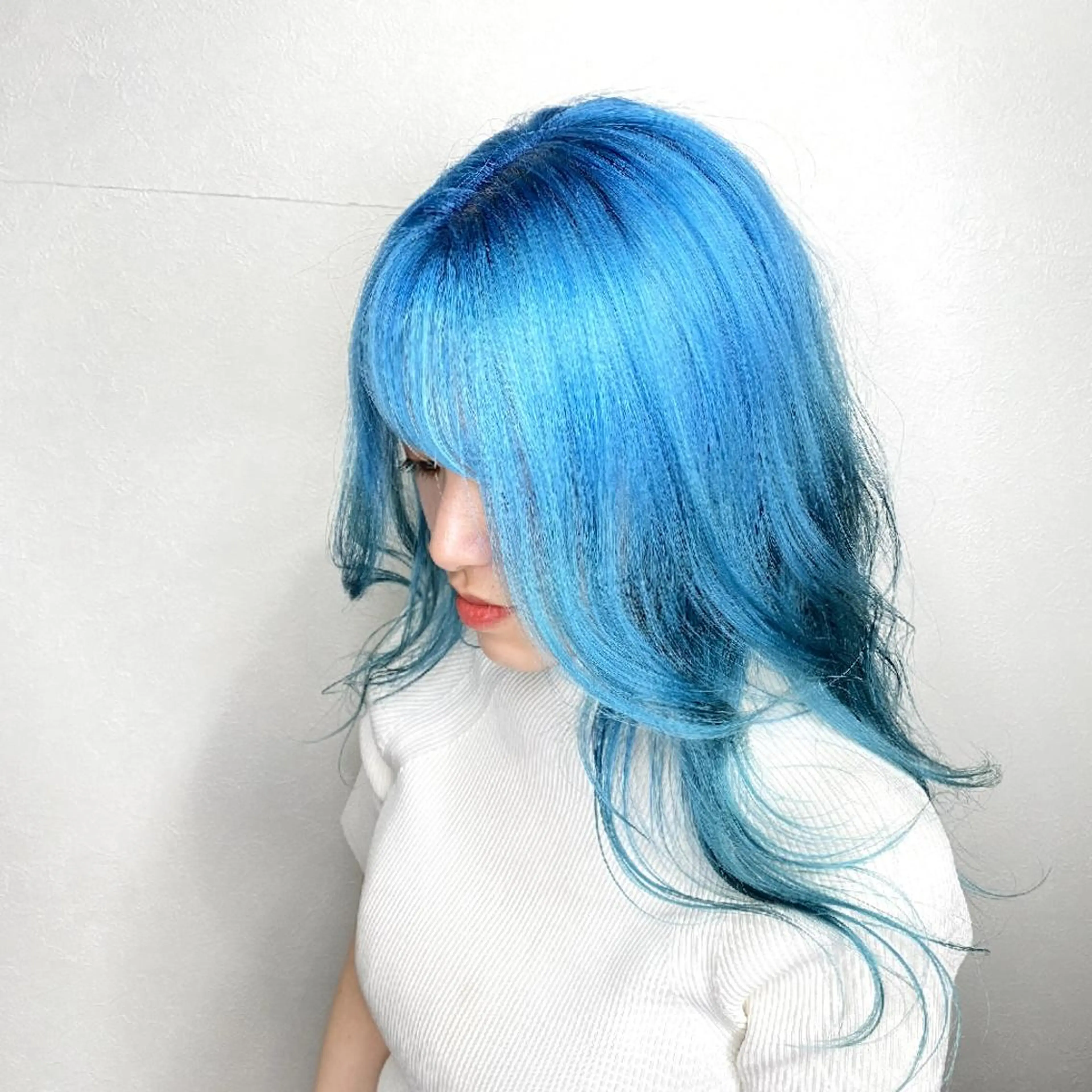 セミロング カラー ノミネーション大宮所属・TOSHIKI/ ハイトーン/髪質改善のヘアスタイル