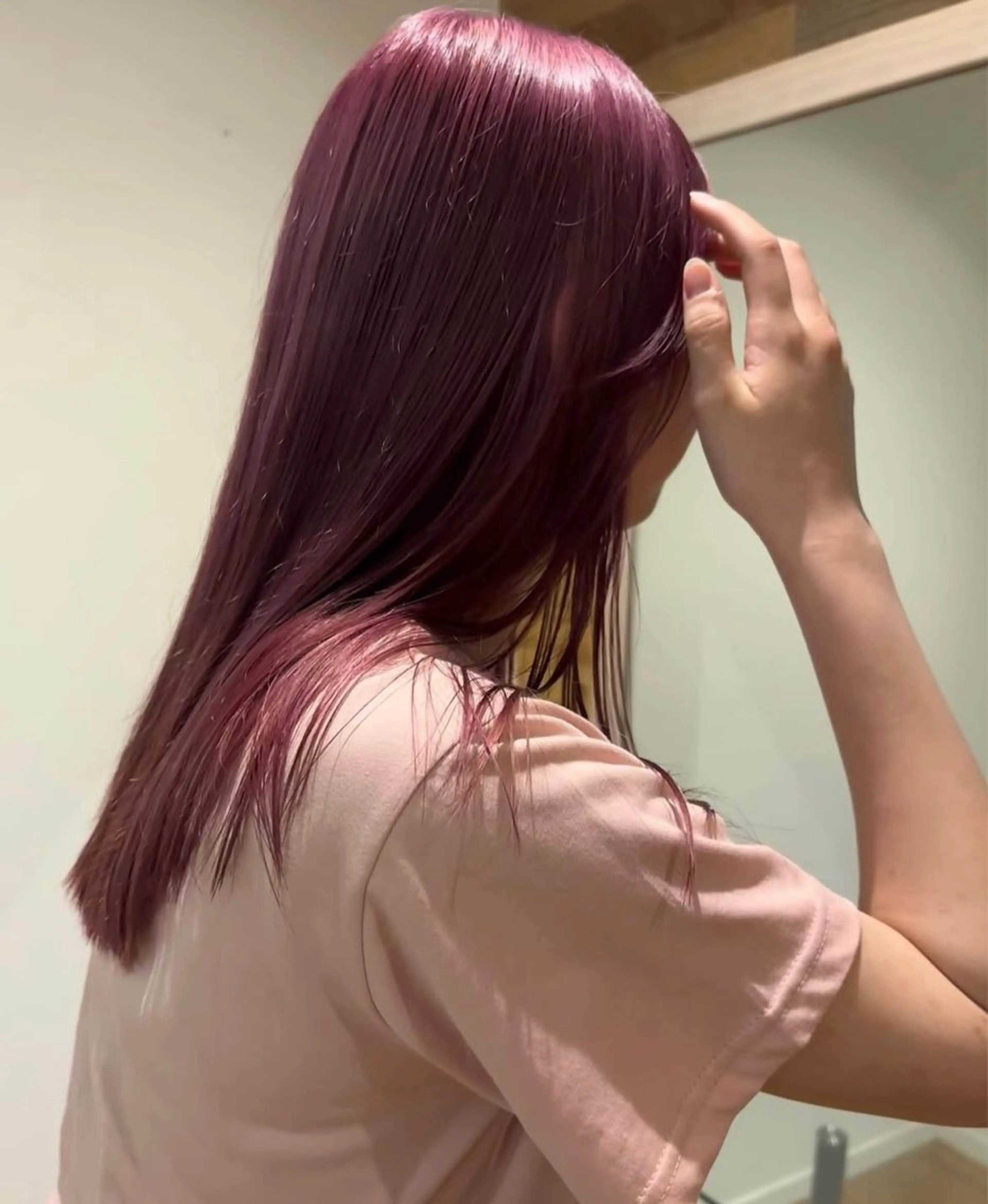 ロング カラー 中村 彩奈のヘアスタイル