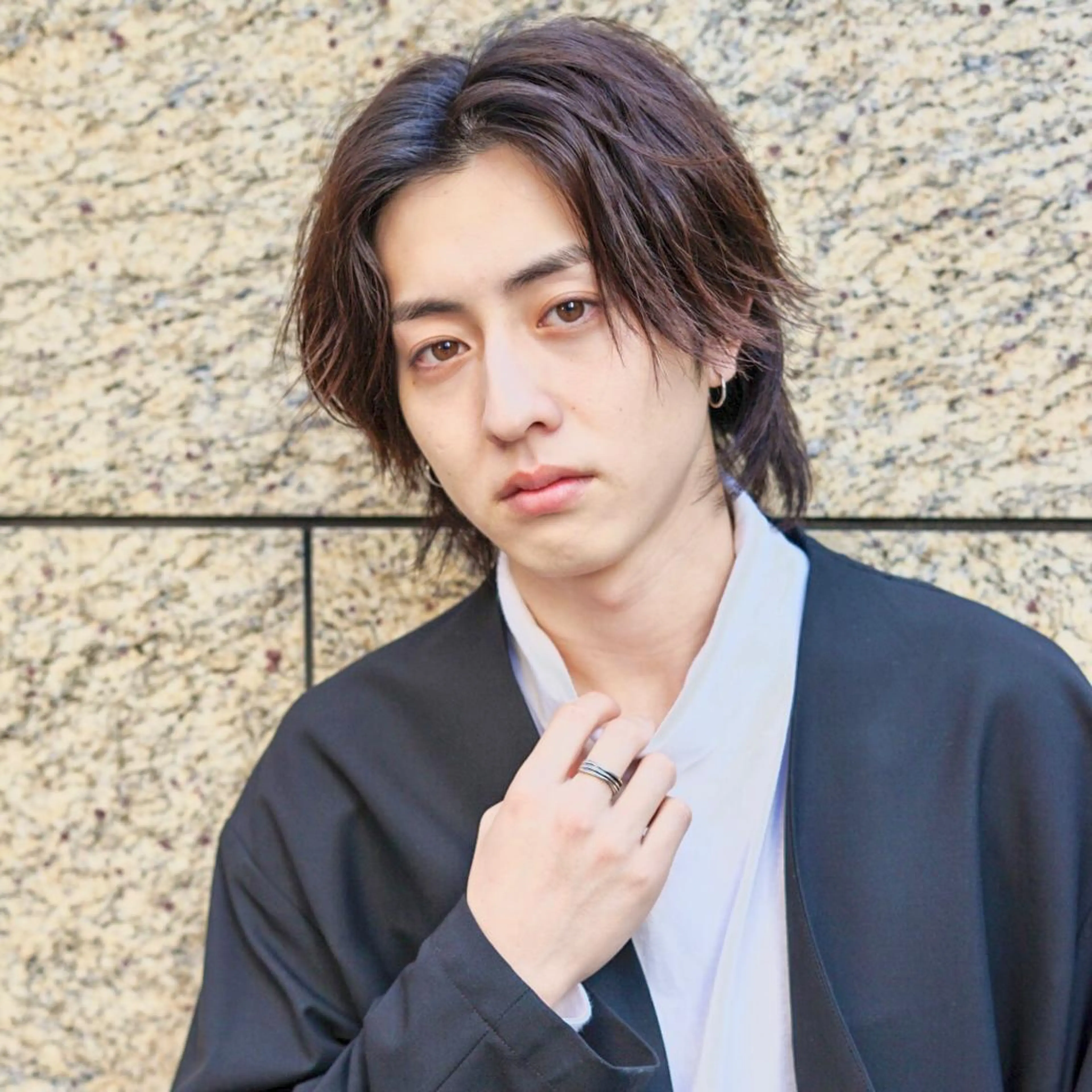 ショート カラー メンズ センターパート ヘッドスパ メンズカット曲がる 縮毛矯正佐々木タクマのヘアスタイル