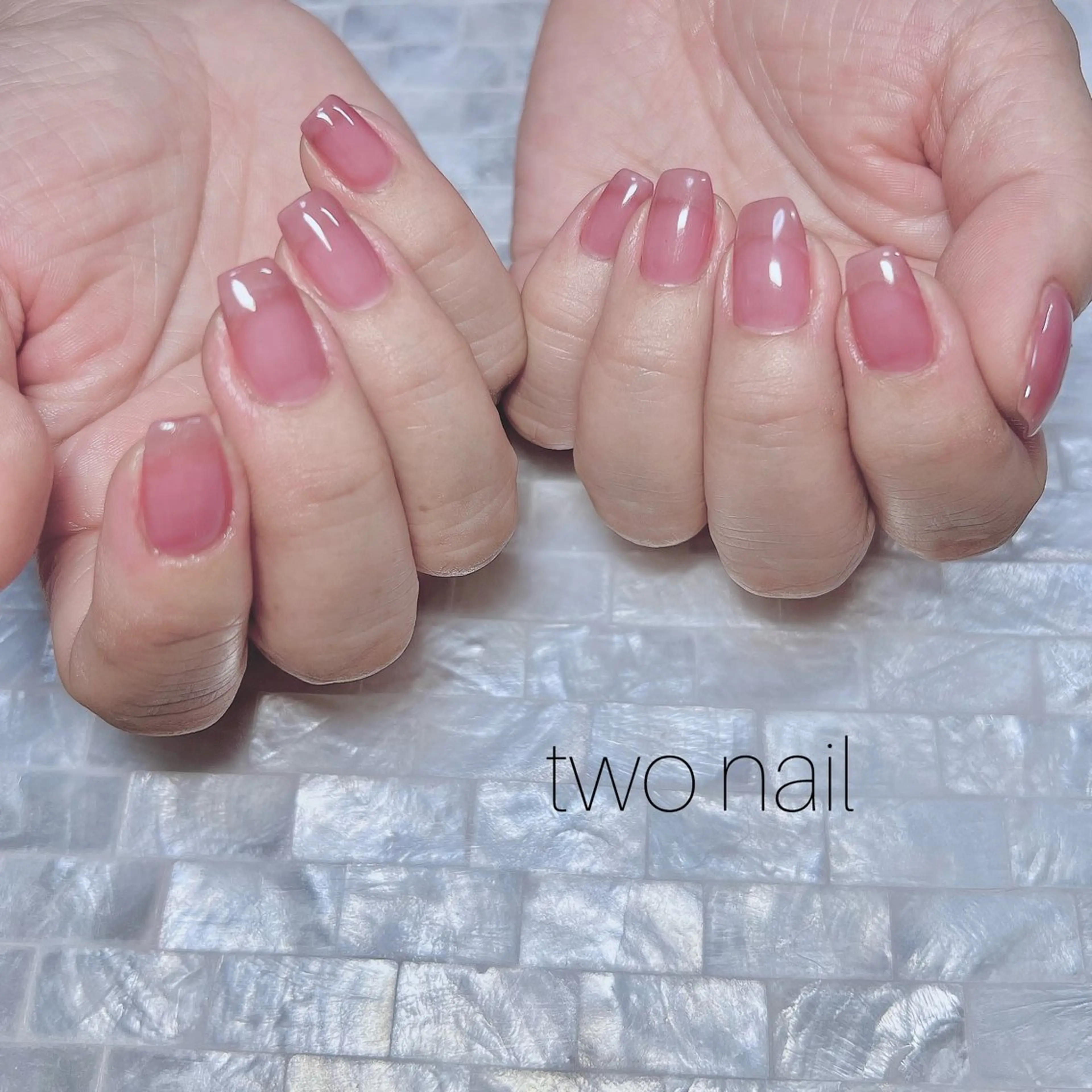 ネイル ネイルチップ ホワイト ハンドネイル two nailのネイルデザイン