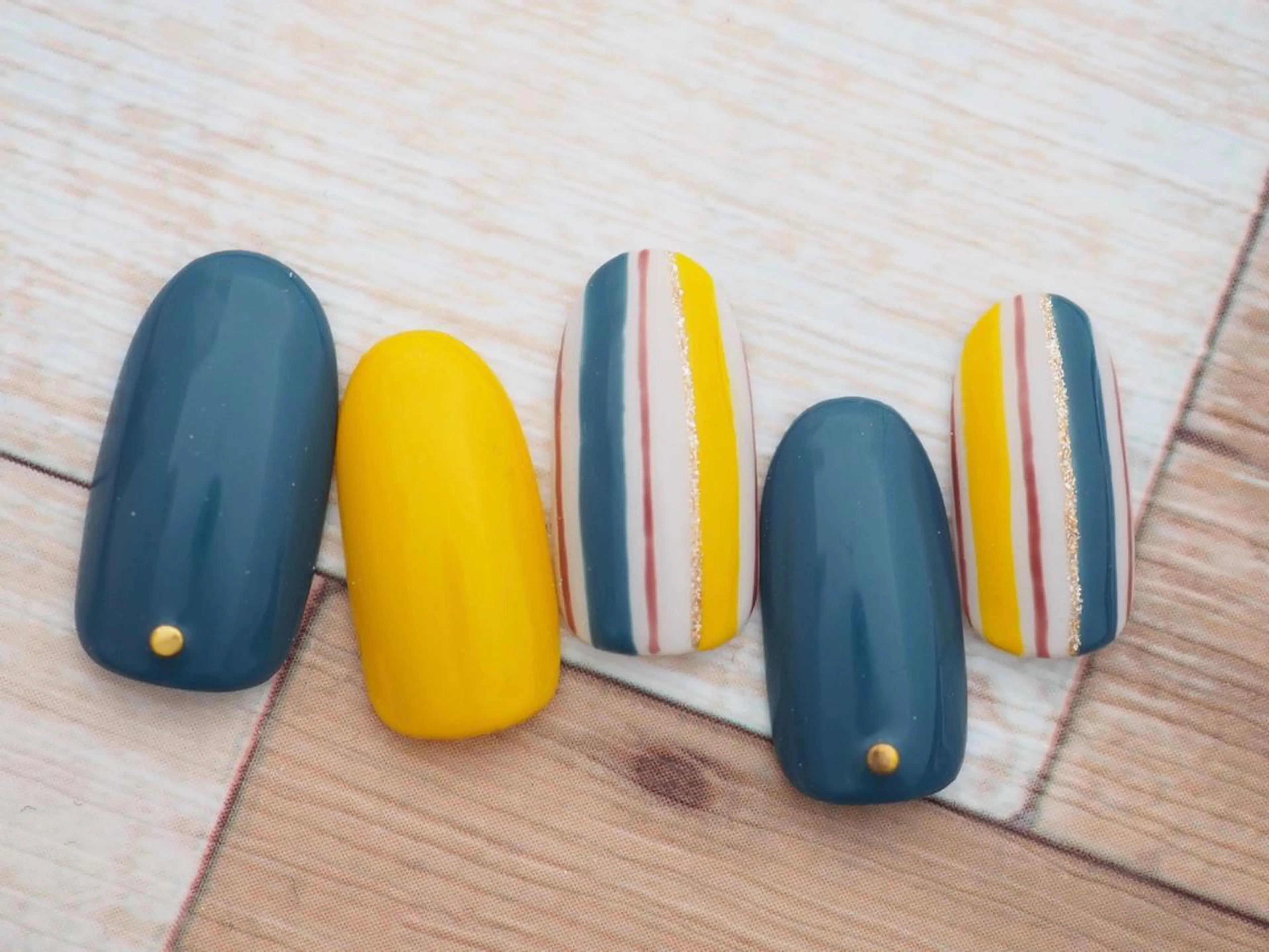 ネイル Laule'a Jr 🎀ネイリスト🌼のネイルデザイン