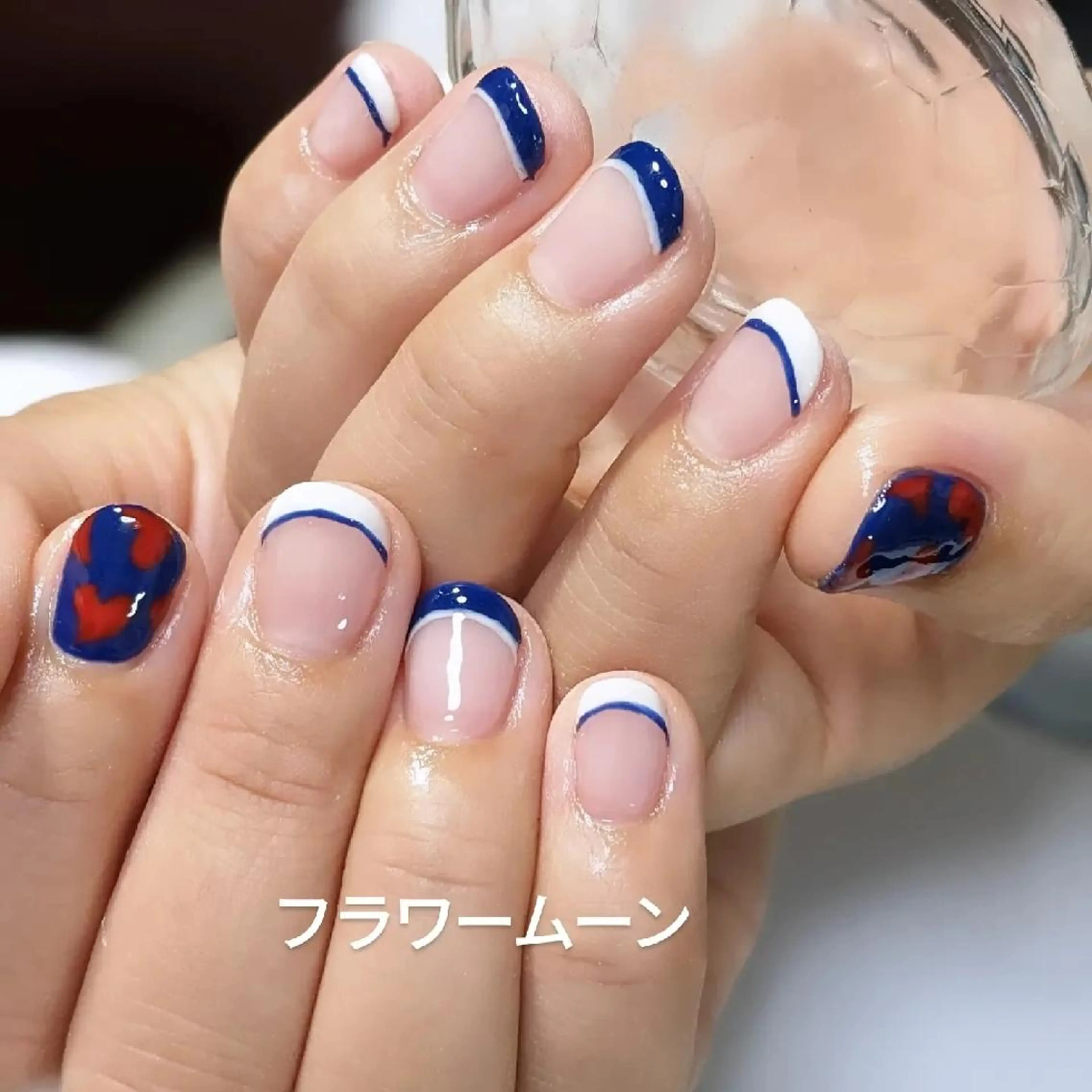 ネイル フレンチネイル ハート フラワー ムーンのネイルデザイン