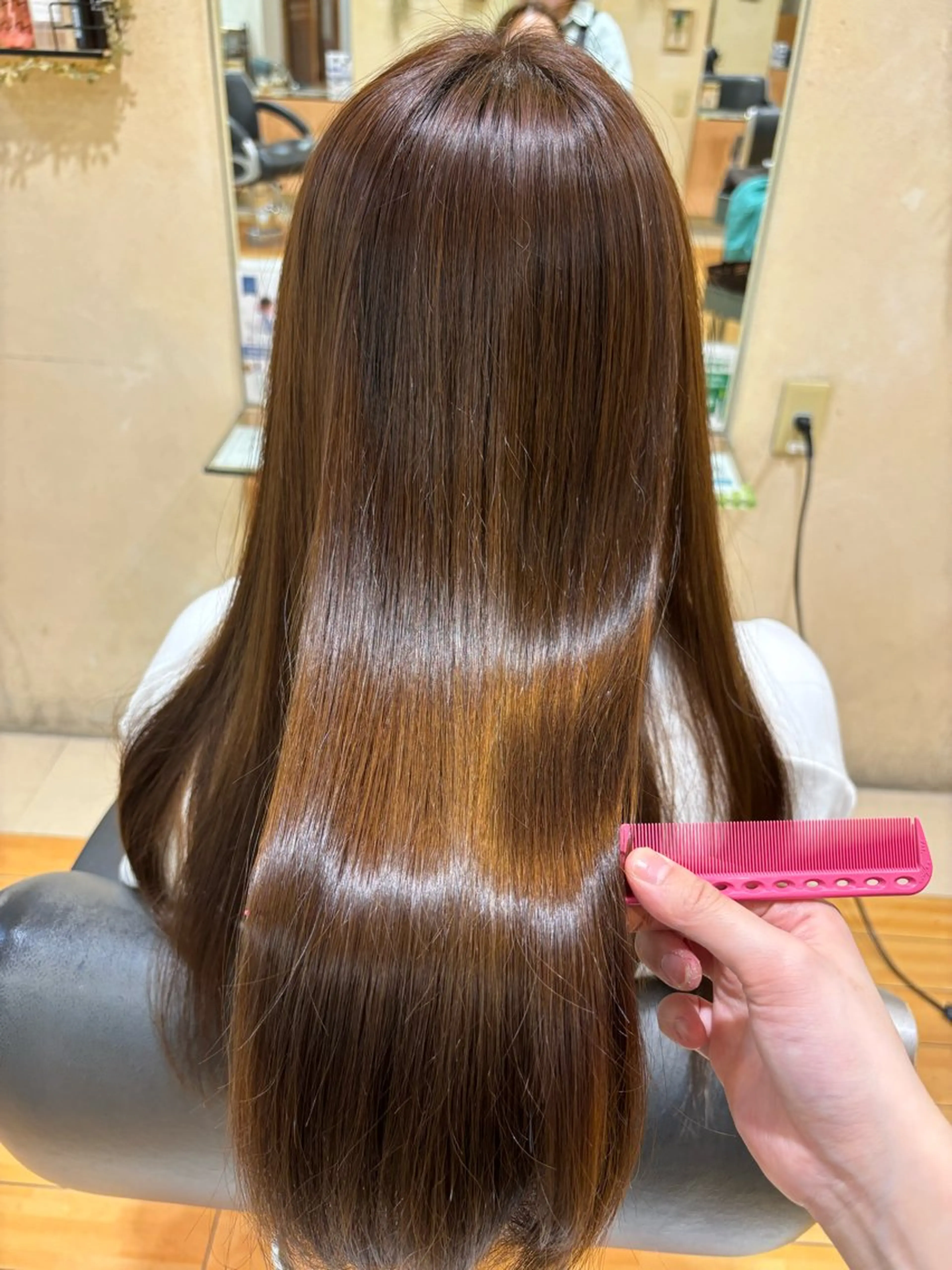 ロング カラー ヘアカラー トリートメント 井上 未悠のヘアスタイル