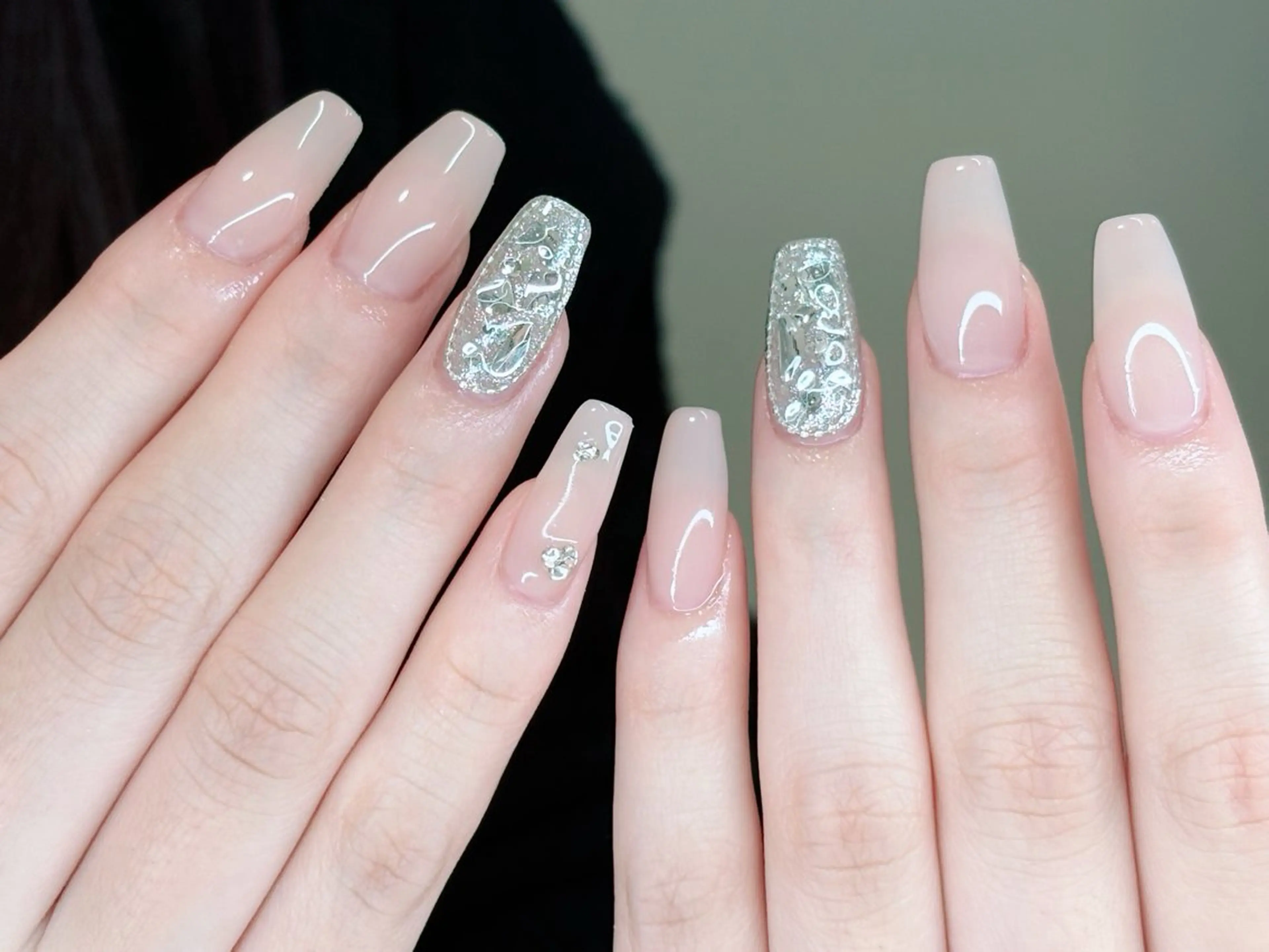 ネイル オーロラネイル ブルー チークネイル フットネイル フレンチネイル NAILS168 大家店のネイルデザイン