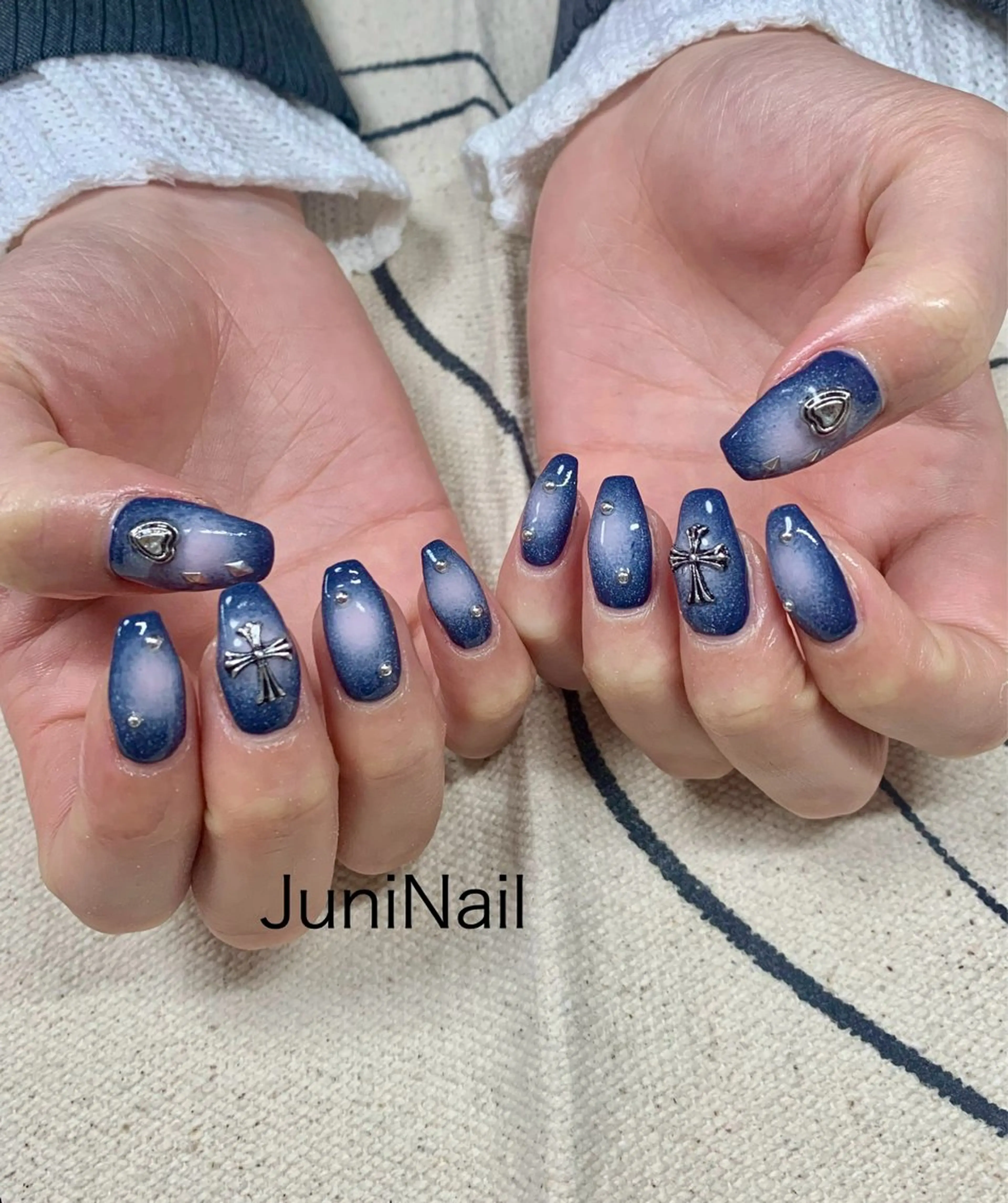 ネイル クリアネイル 成人式 氷ネイル・うるうるネイル 韓国ネイル ミラーネイル ハンドネイル JuniNail 주니네일🇰🇷suのネイルデザイン