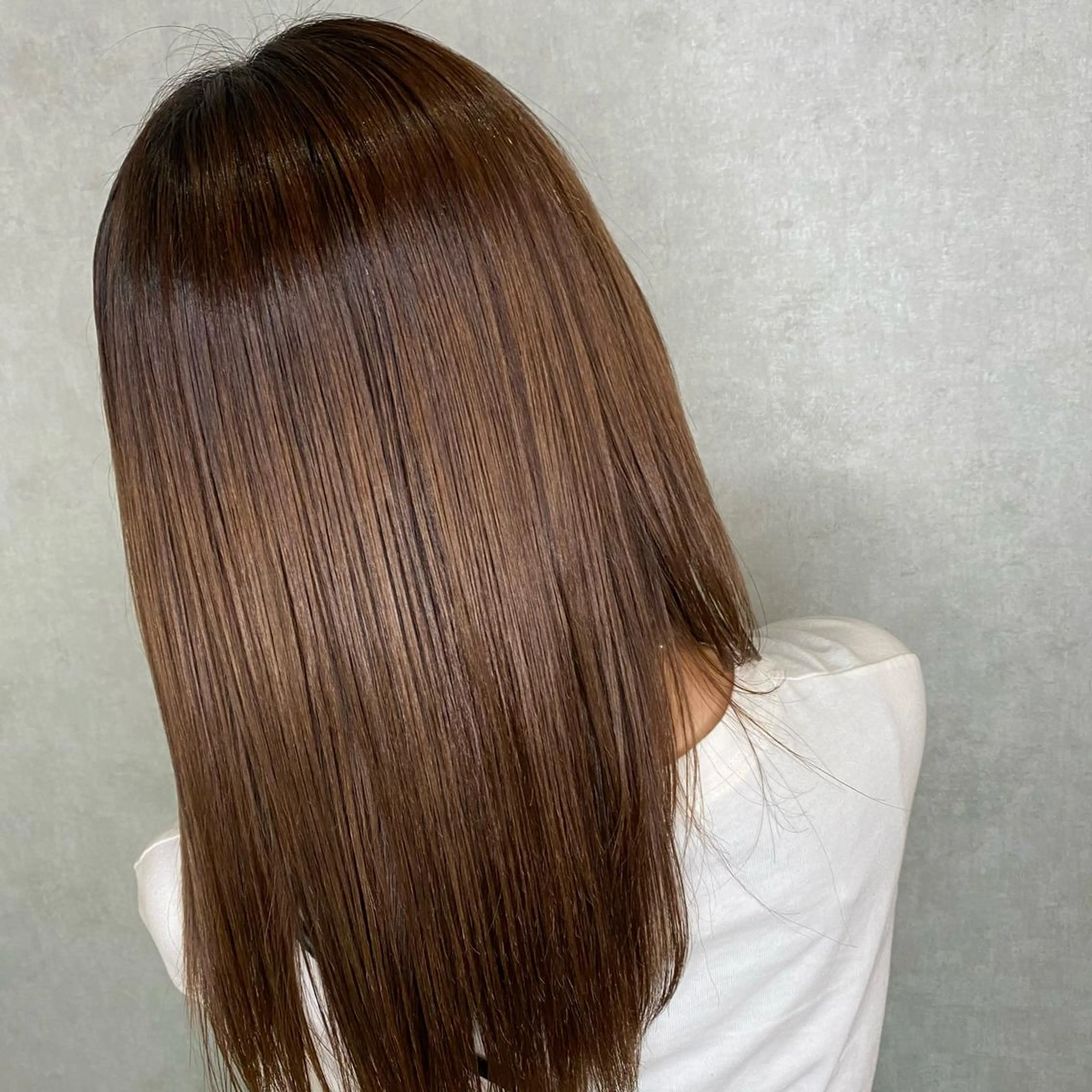 ミディアム 福岡縮毛矯正✨️ ストレート 向井和輝のヘアスタイル