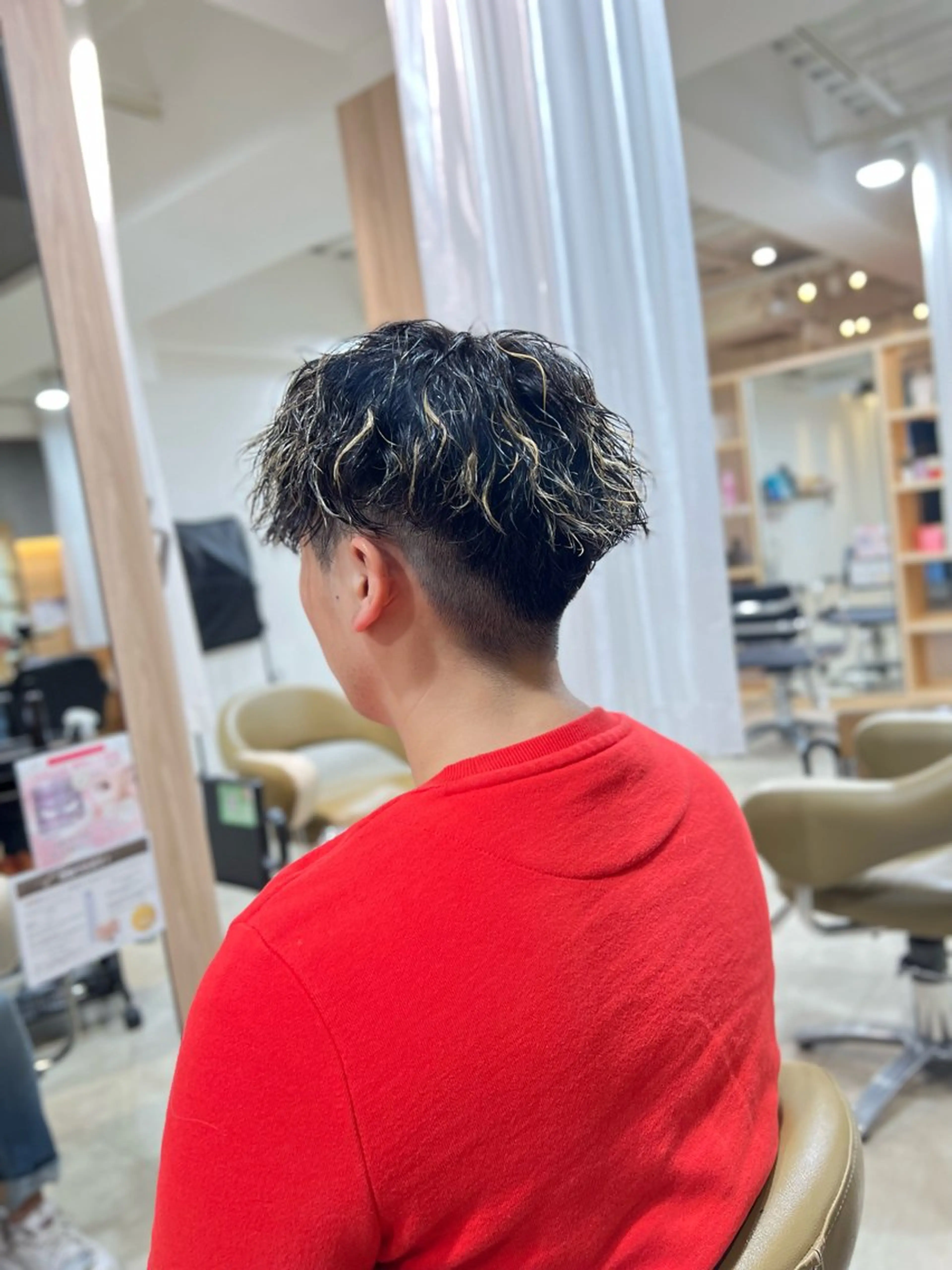 パーマ メンズ メンズパーマ 心斎橋バレイヤージュ 小林勝貴のヘアスタイル