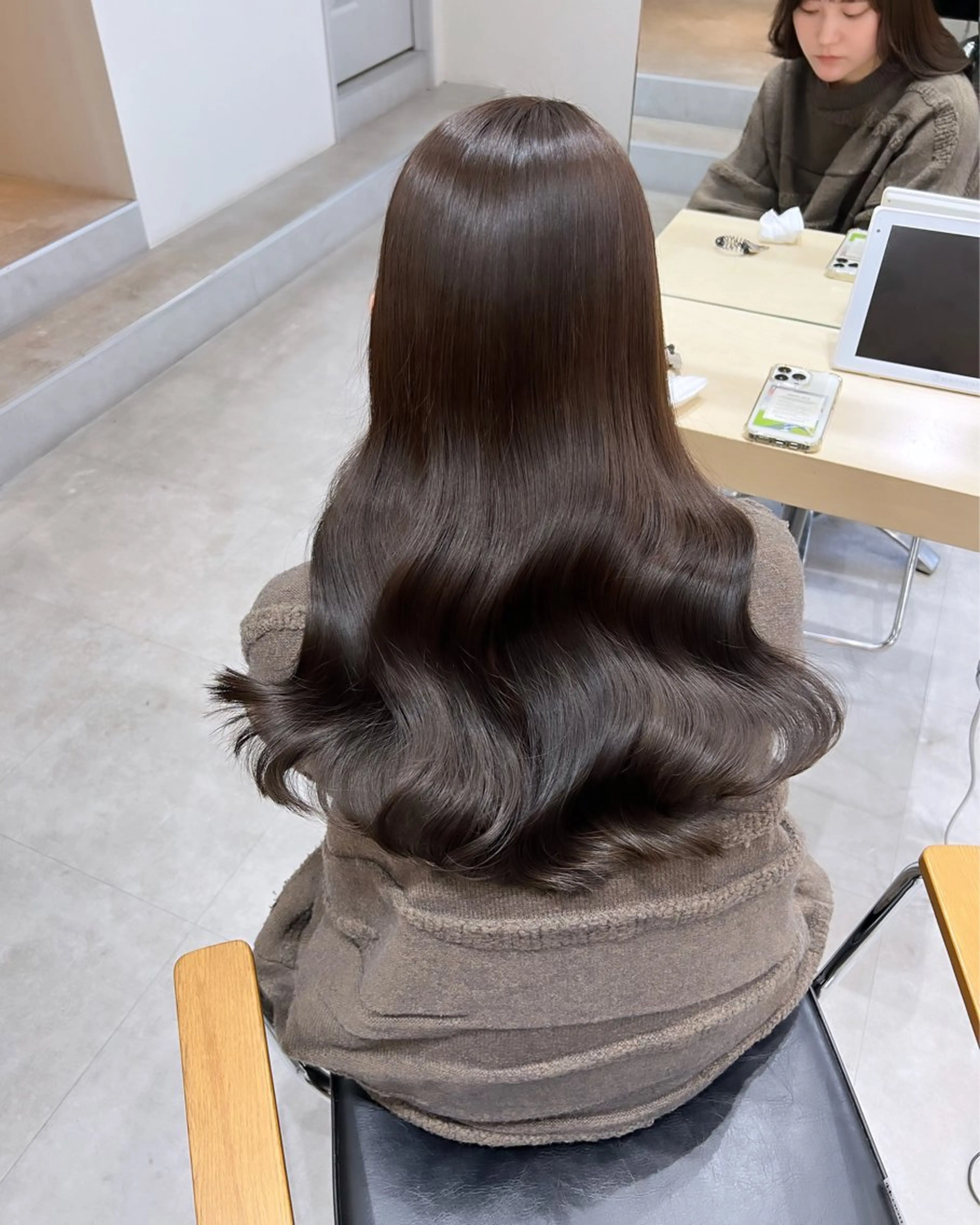 ロング カラー 松下 奈央のヘアスタイル
