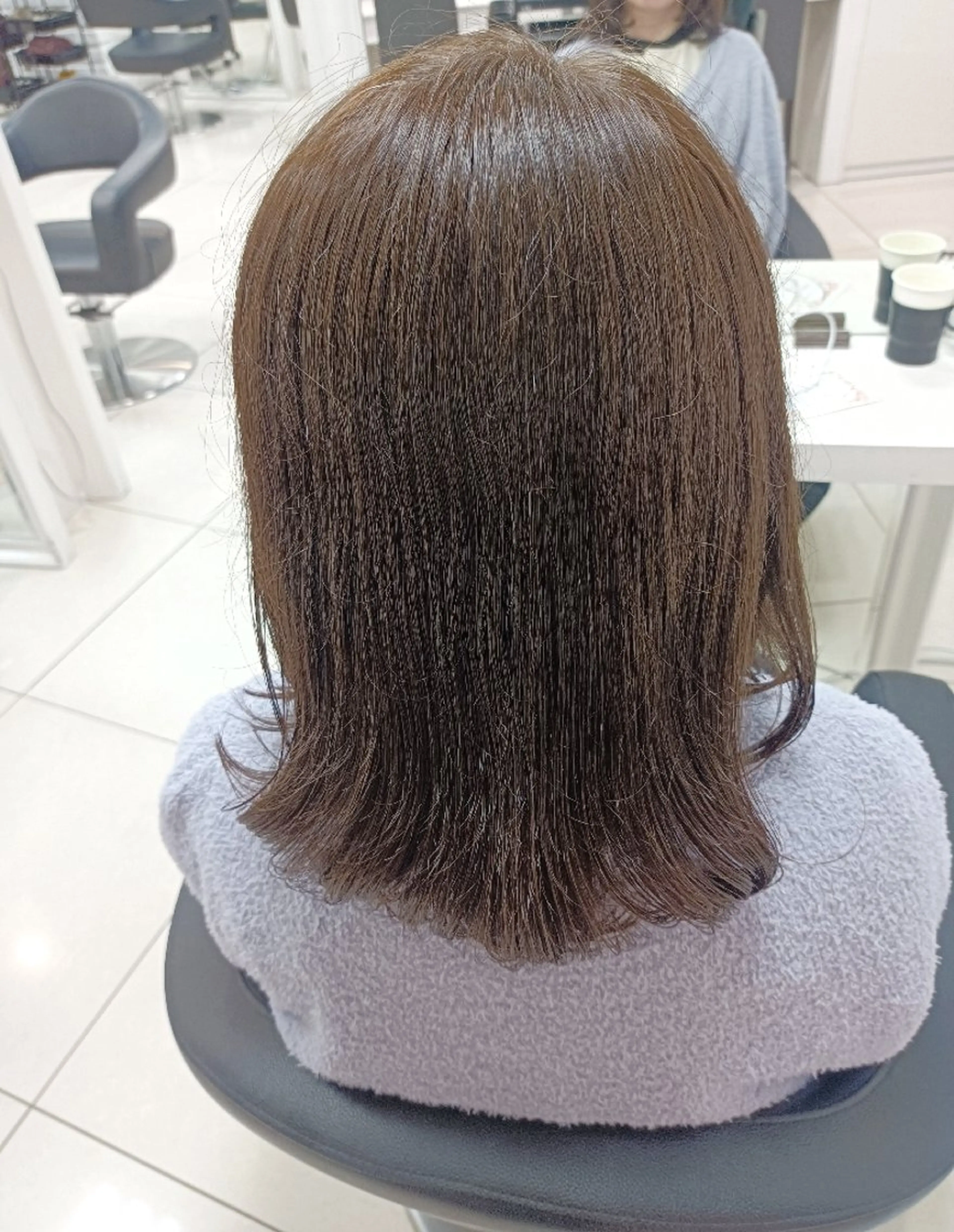 セミロング ヘアカラー 【縮毛矯正/レディー スカット】美涼🎀のヘアスタイル