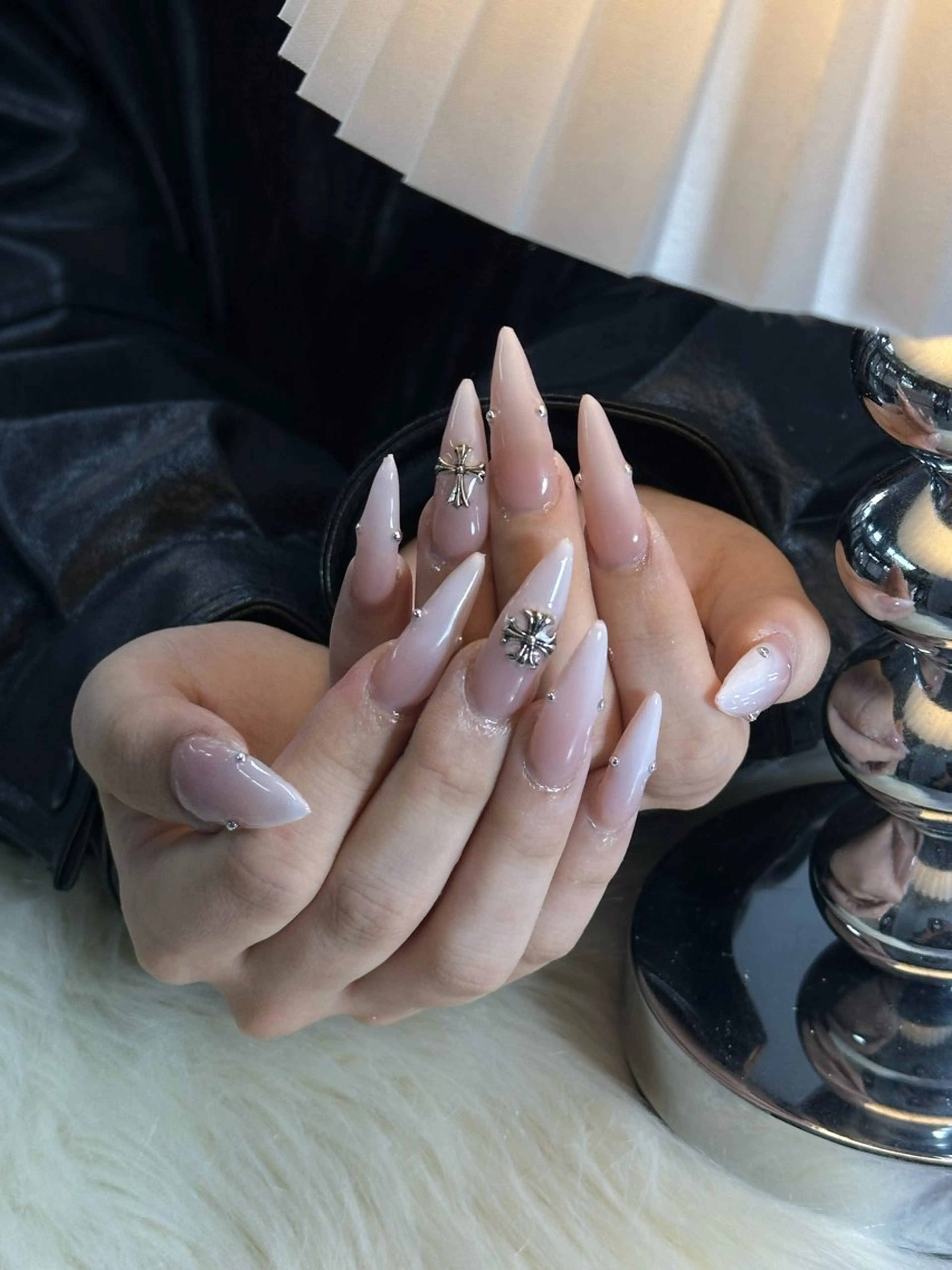 ネイル アートネイル ジェルネイル グラデーション パラジェル ワンホンネイル ハンドネイル if Hair＆Nail Salon所属・IKA /海外ネイル /個性派/ワンホンのネイルデザイン