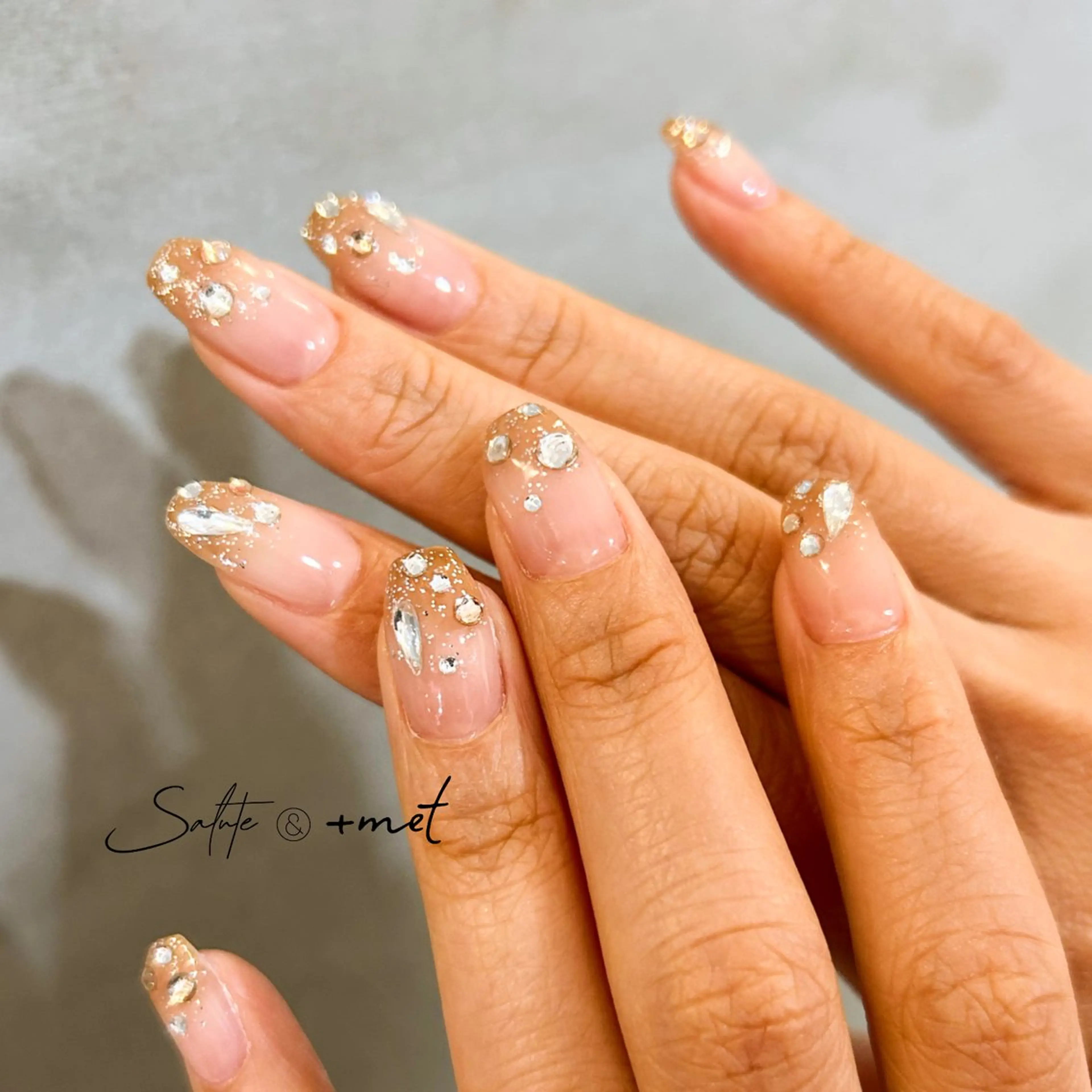 ネイル アートネイル キラキラネイル ラメ(グリッター) シンプルネイル ストーンネイル ハンドネイル 渋谷 怜奈のネイルデザイン