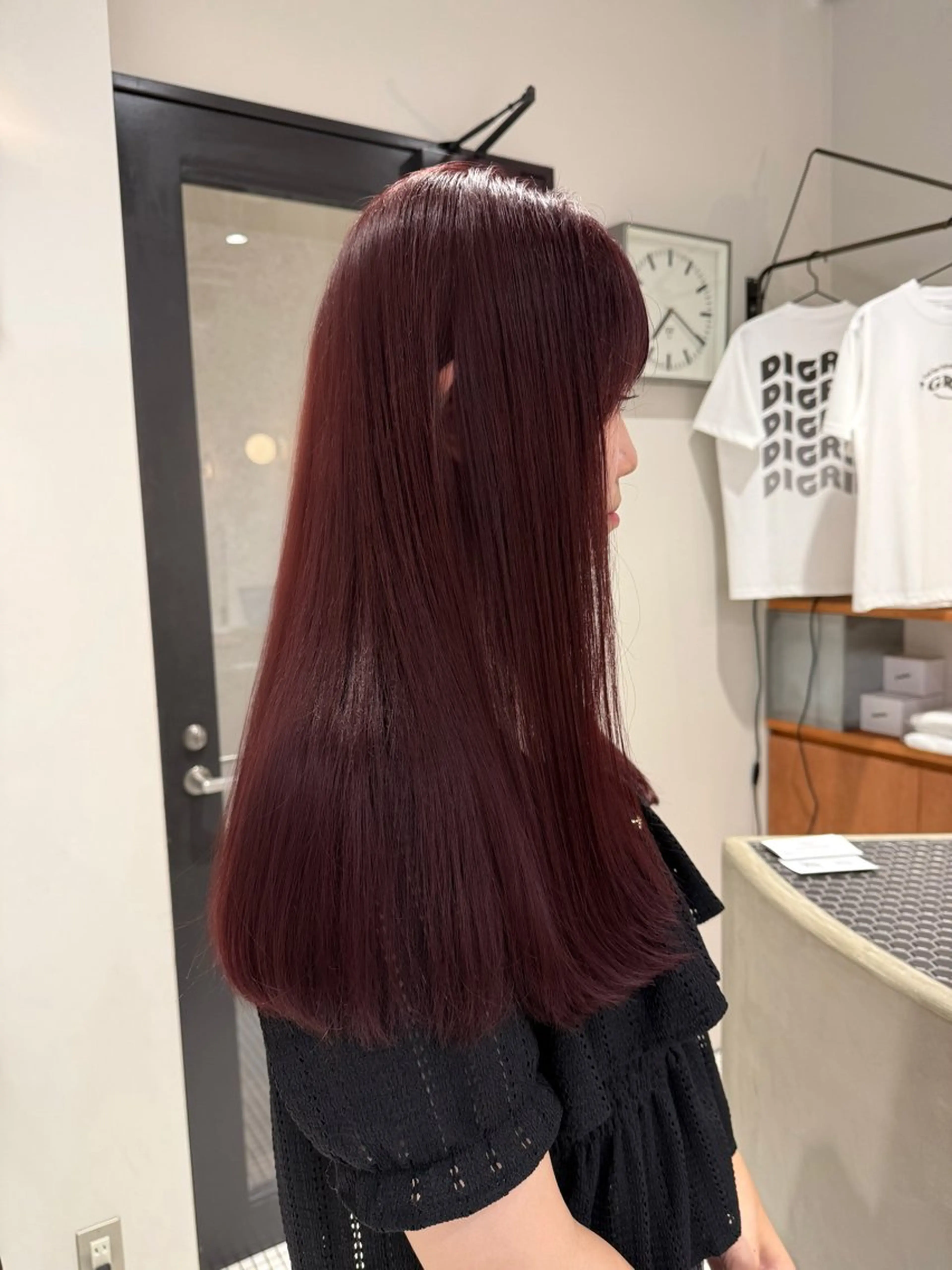 ロング カラー レッドカラー カット ヘアカラー トリートメント コノカ/暖色カラー/ 透明感カラーのヘアスタイル