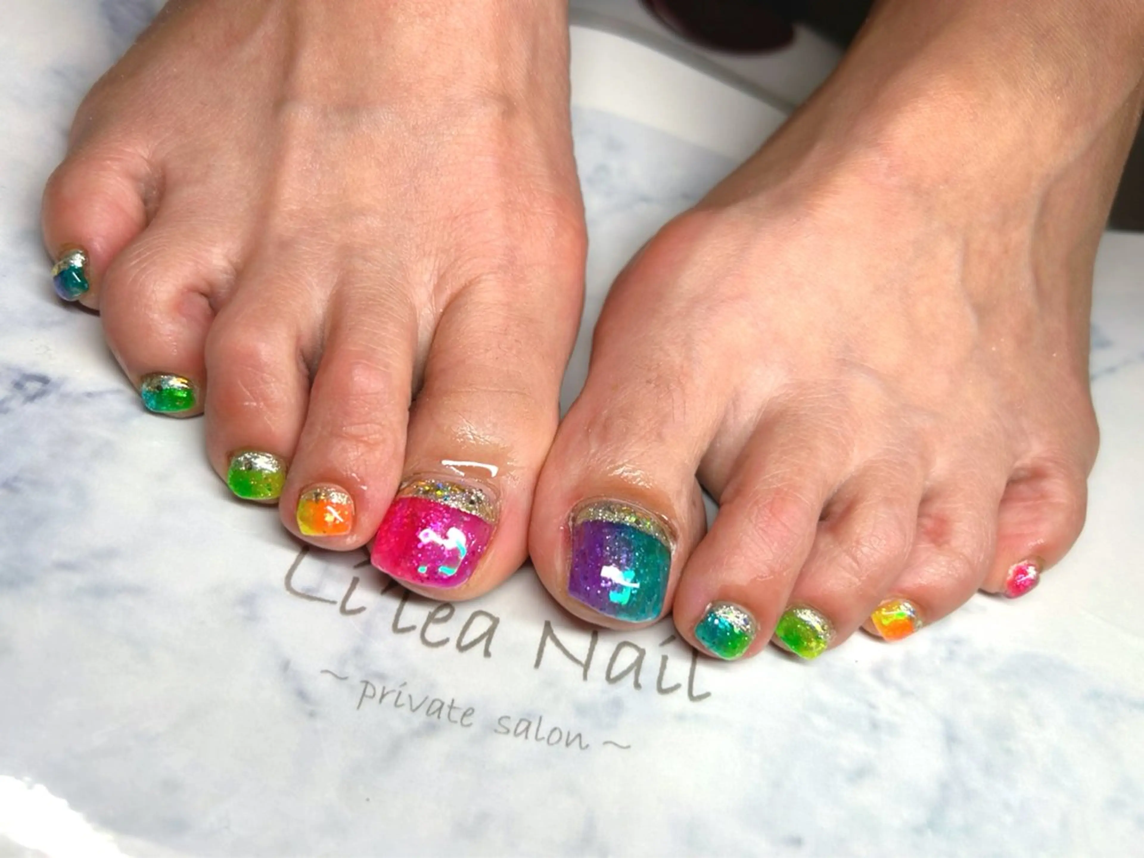 ネイル フットネイル Li'leaNail AINAのネイルデザイン