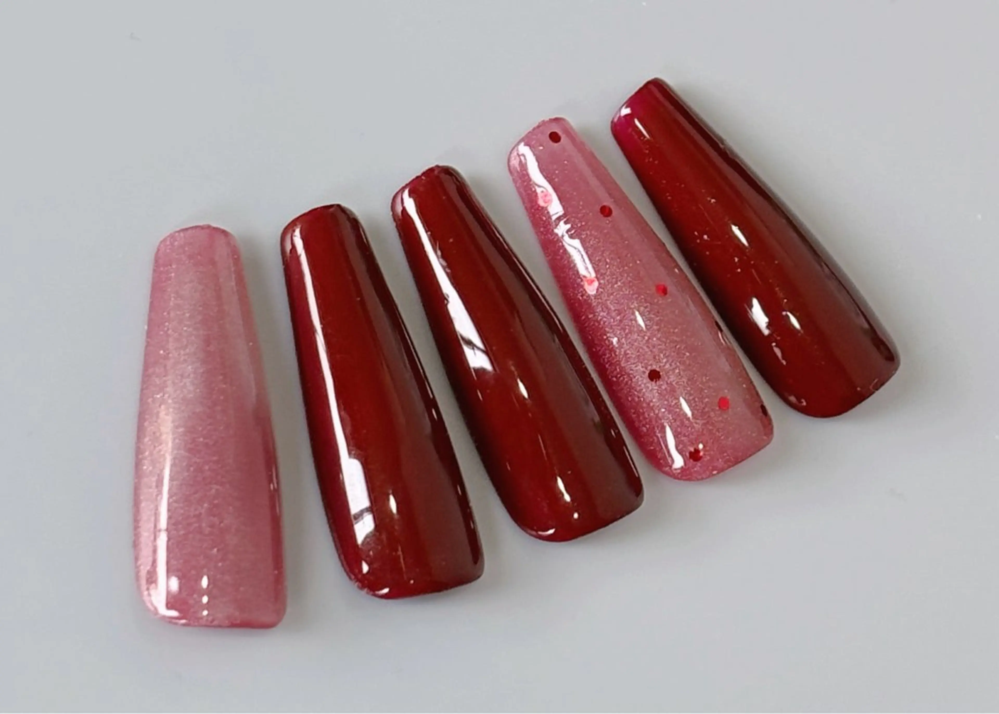 ネイル ハンドネイル le'a-レア-【ア イ×ネイル×眉】のネイルデザイン