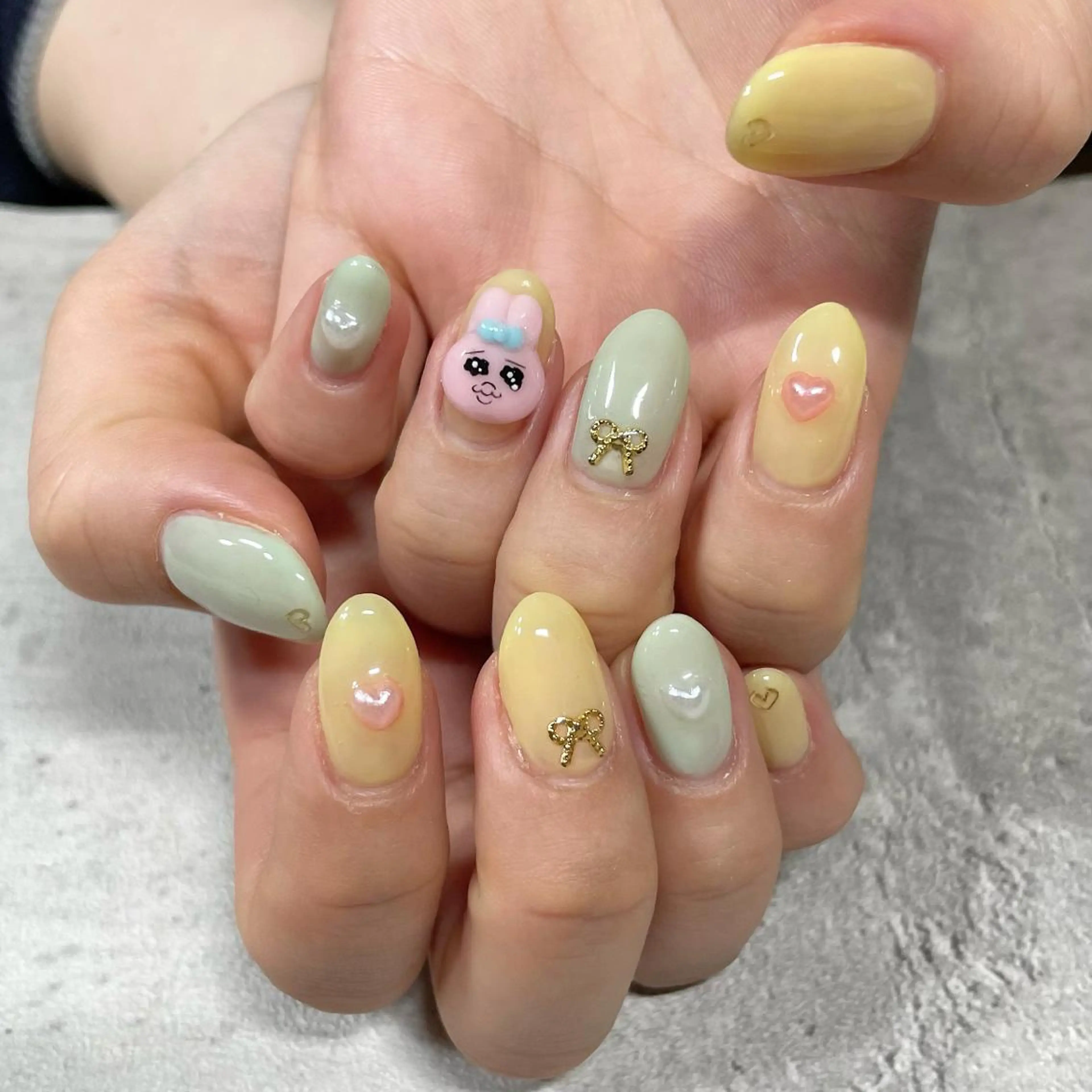 ネイル 東 千夏のネイルデザイン