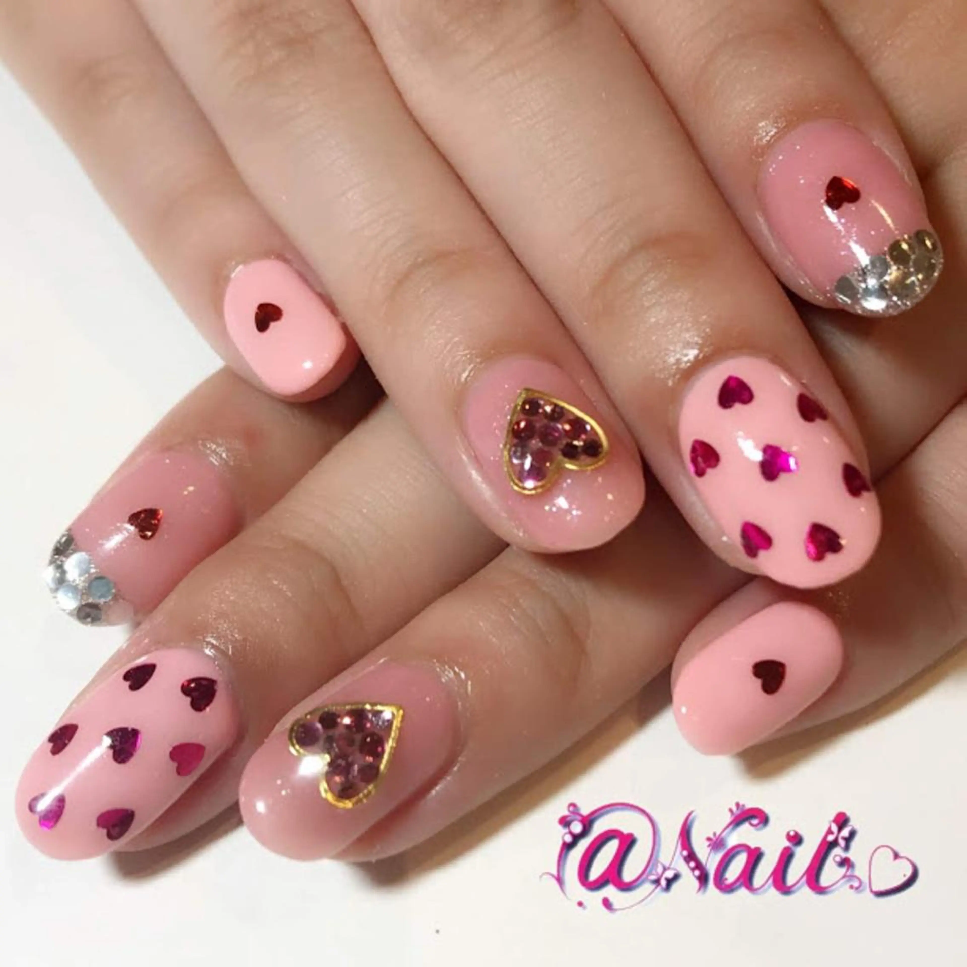 ネイル 小尾 栞のネイルデザイン