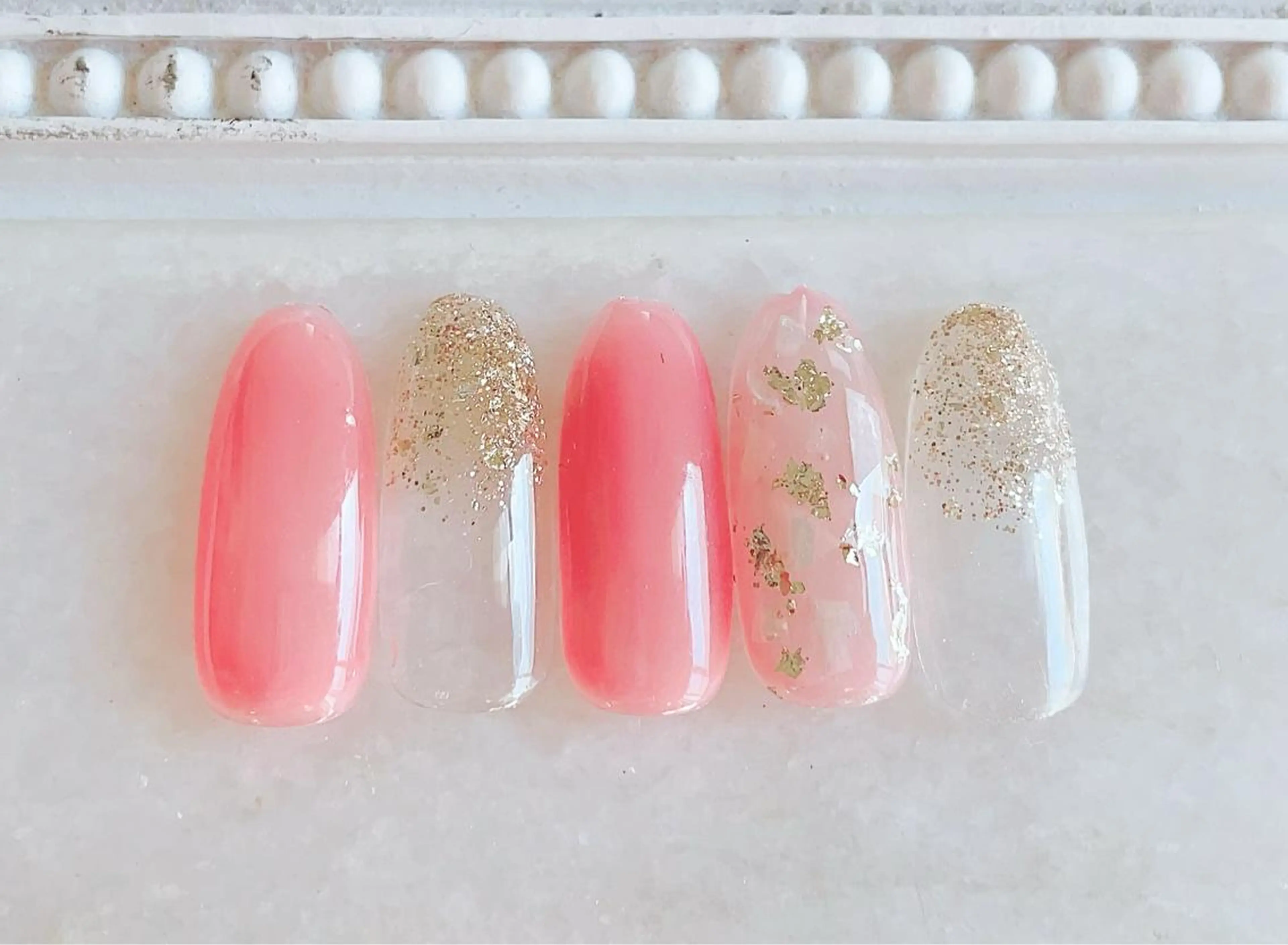 ネイル ジェルネイル キラキラネイル パラジェル シンプルネイル ハンドネイル Satomi  のネイルデザイン